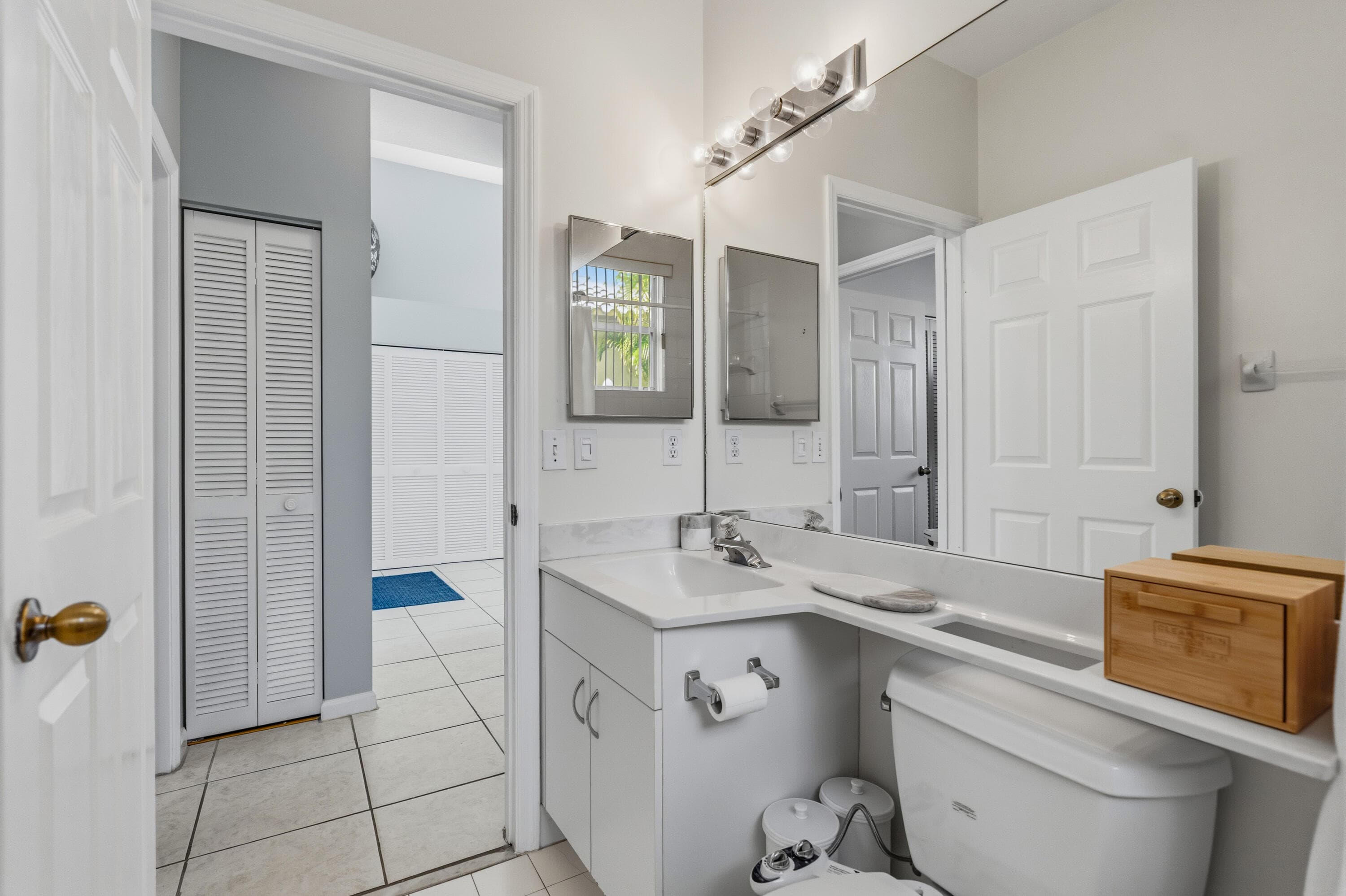 3222 NW 22nd Avenue, Oakland Park, FL 33309 — photo 63 of 72