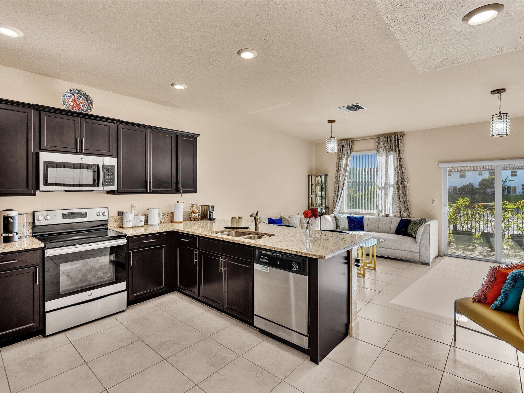 4316 Maybelle Lane, West Palm Beach, FL 33417 — photo 15 of 70