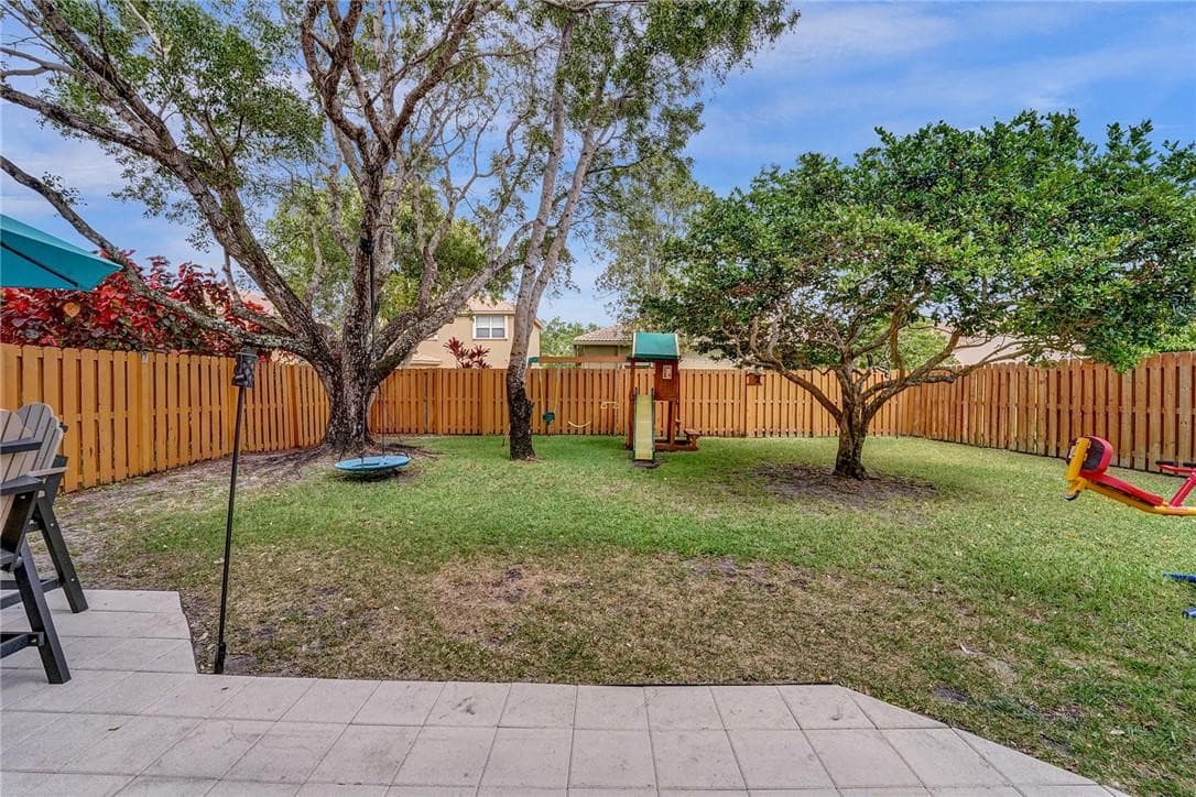 16763 NW 13th Street, Pembroke Pines, FL 33028 — photo 22 of 36