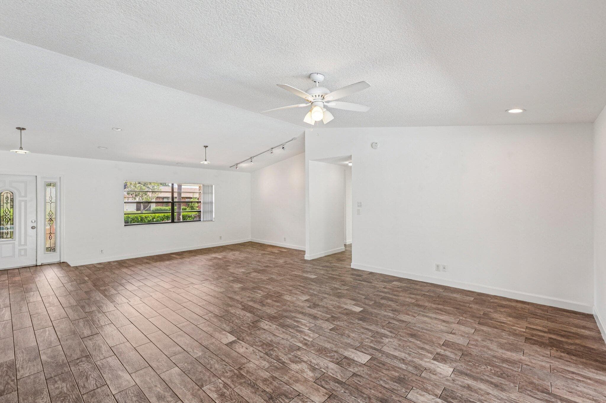 17679 Woodview Terrace, Boca Raton, FL 33487 — photo 9 of 46