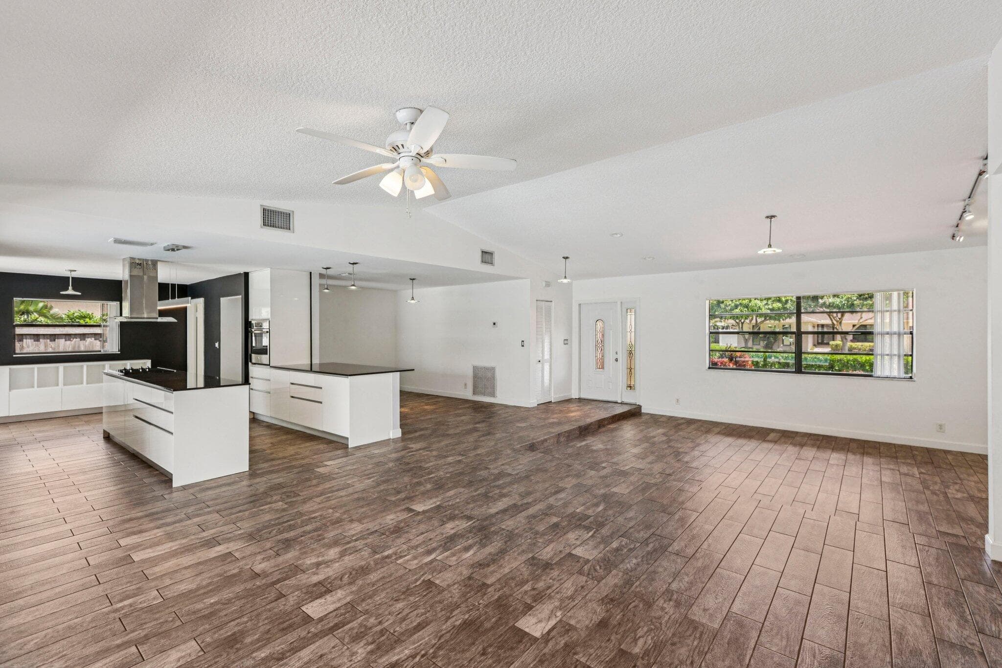 17679 Woodview Terrace, Boca Raton, FL 33487 — photo 14 of 46