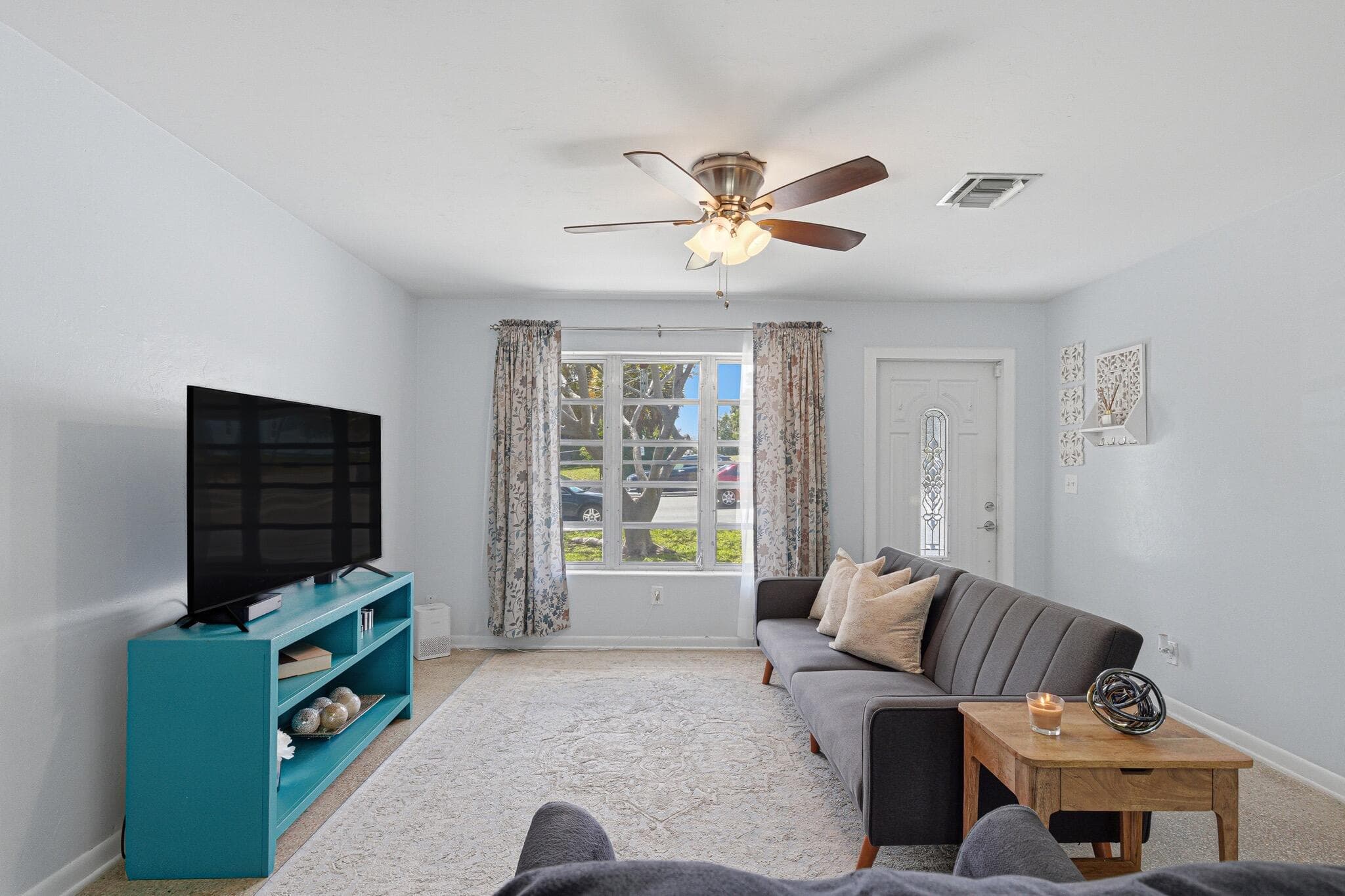 528 N A Street, Lake Worth Beach, FL 33460 — photo 3 of 29