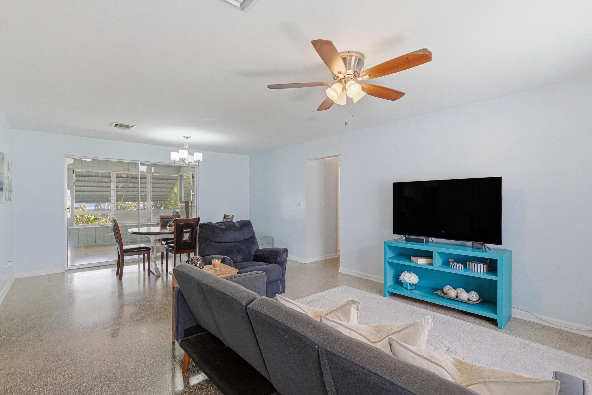 528 N A Street, Lake Worth Beach, FL 33460 — photo 5 of 29