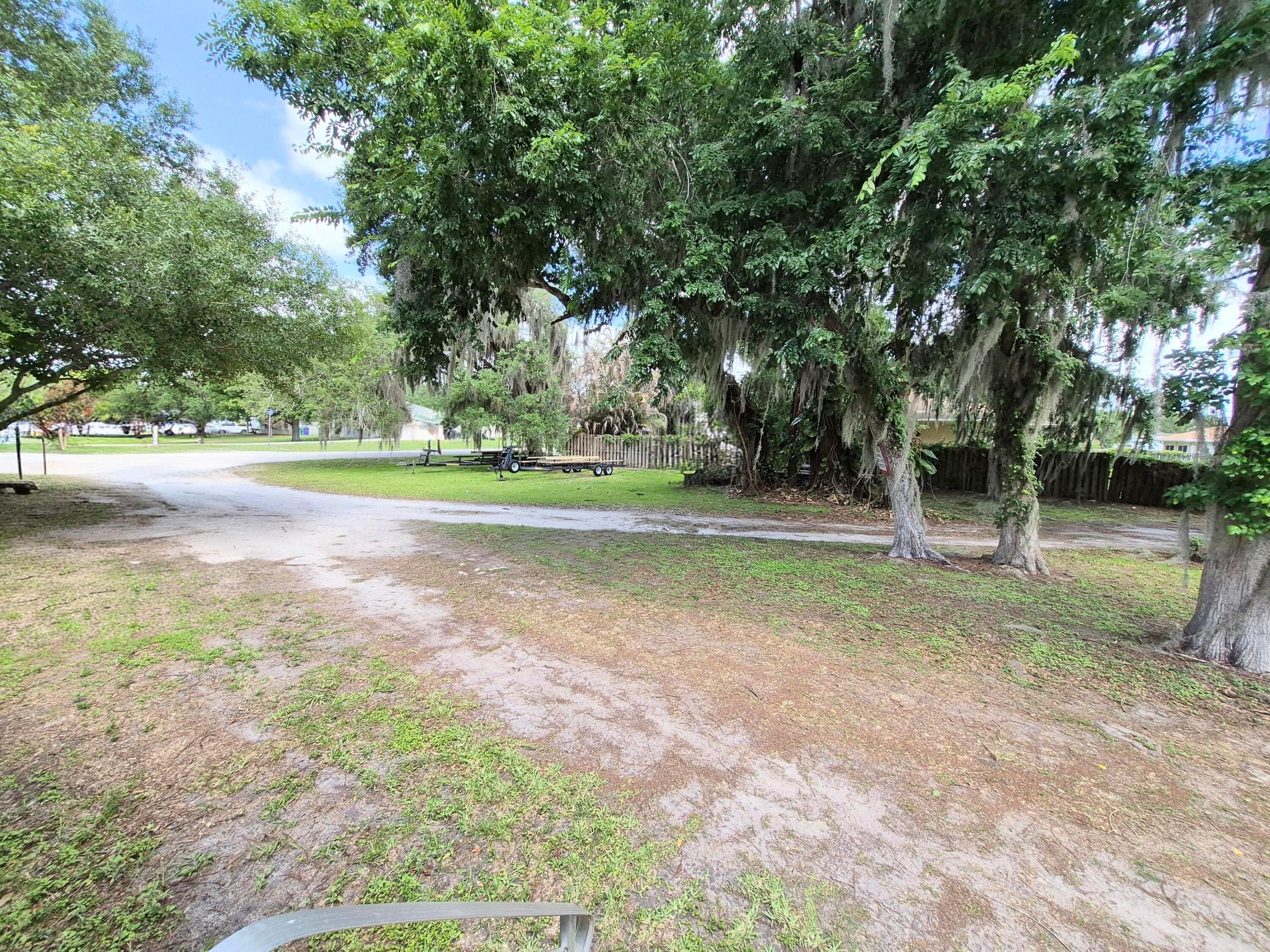 301 SE 5th Avenue, Okeechobee, FL 34974 — photo 10 of 42