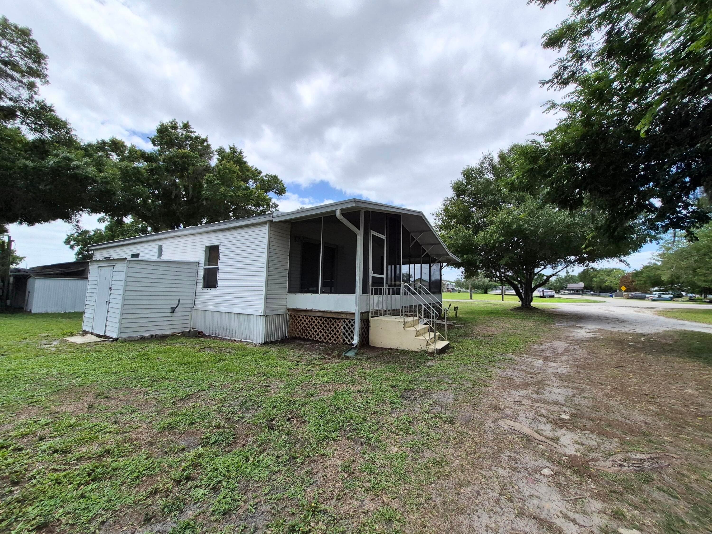 301 SE 5th Avenue, Okeechobee, FL 34974 — photo 40 of 42