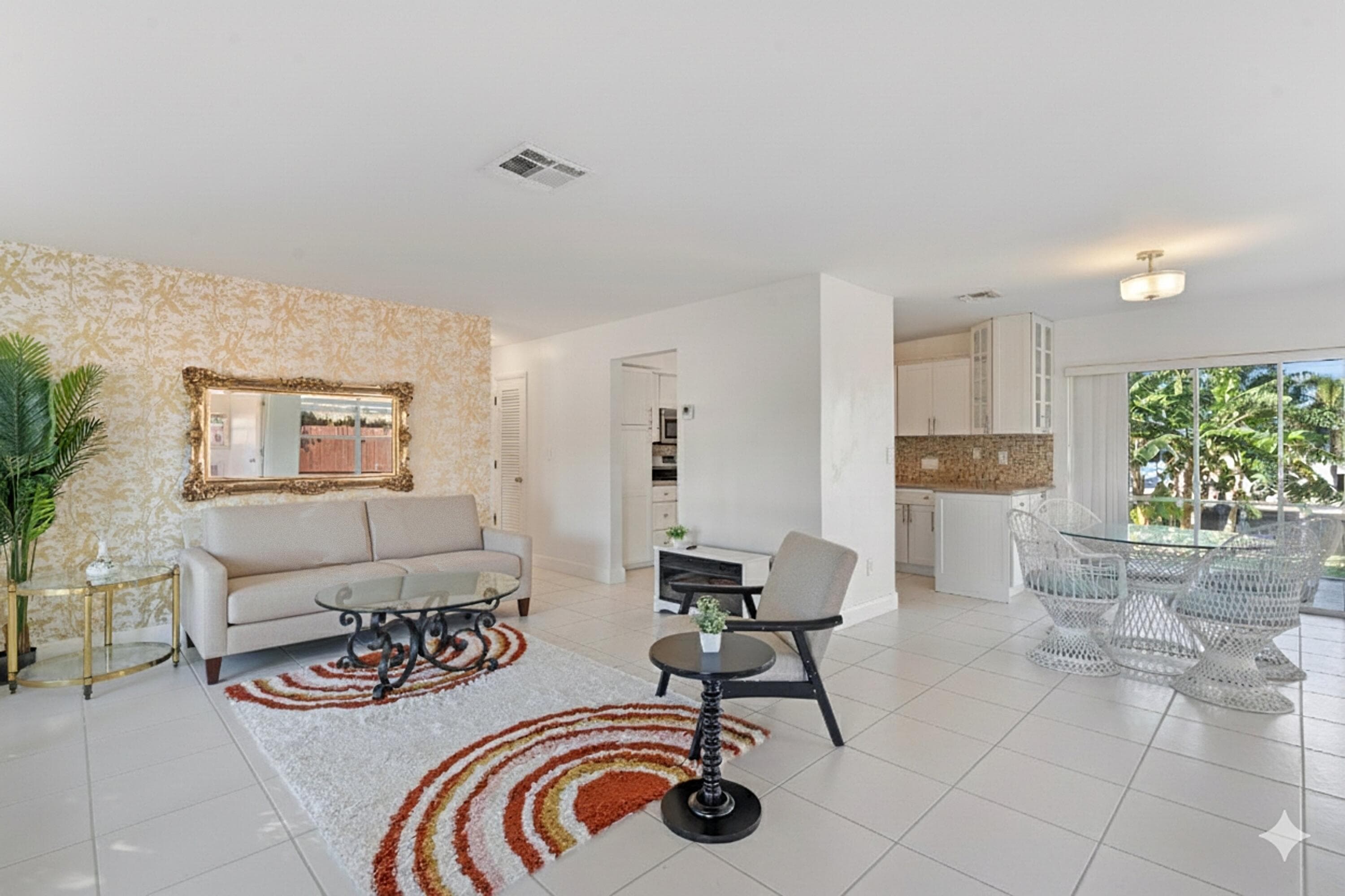 1001 SE 5 Avenue, Pompano Beach, FL 33060 — photo 9 of 32