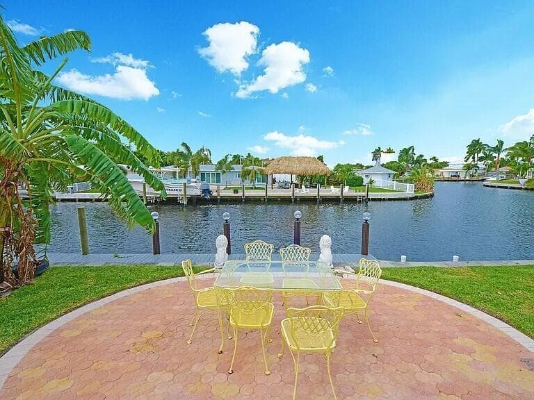 1001 SE 5 Avenue, Pompano Beach, FL 33060 — photo 3 of 32
