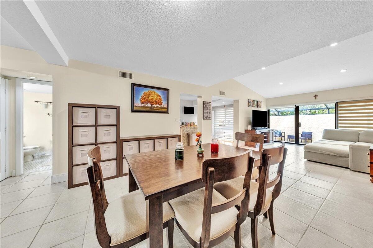 8715 Cleary Boulevard, Plantation, FL 33324 — photo 12 of 32