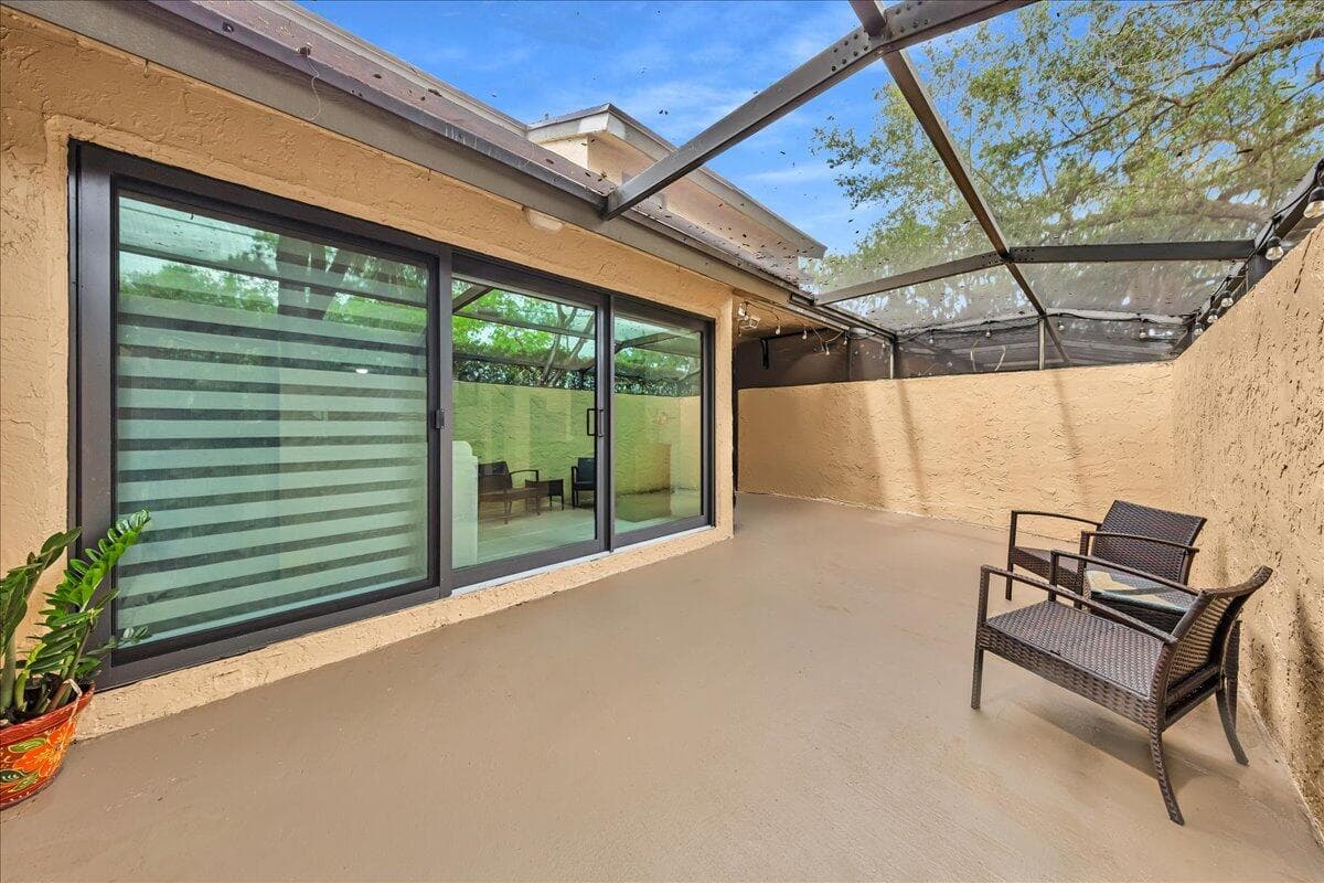 8715 Cleary Boulevard, Plantation, FL 33324 — photo 13 of 32