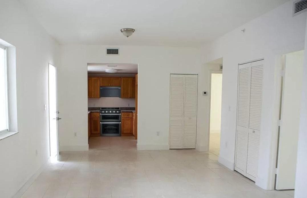 750 SW 2nd Street 4, Miami, FL 33130 — photo 7 of 8