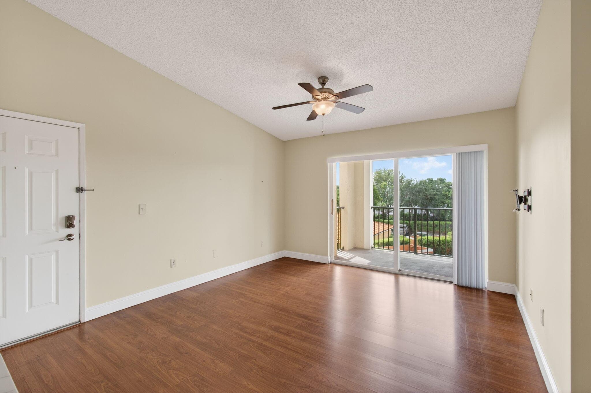 157 Yacht Club Way 303, Hypoluxo, FL 33462 — photo 27 of 56