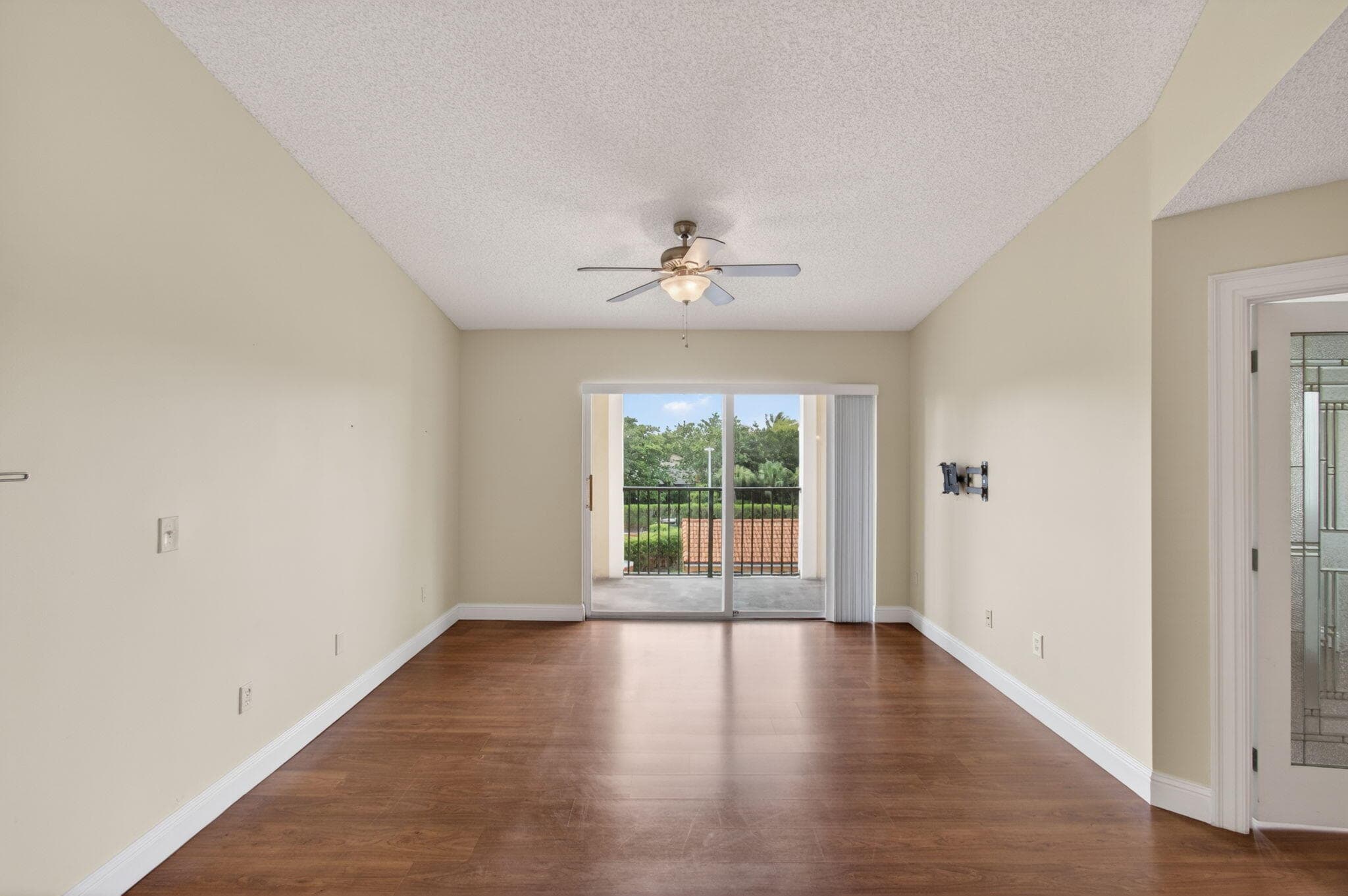 157 Yacht Club Way 303, Hypoluxo, FL 33462 — photo 28 of 56