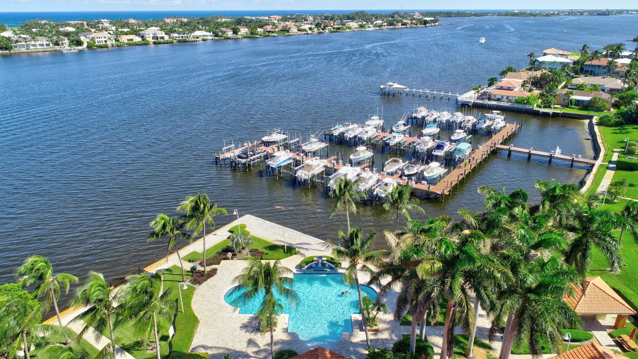 157 Yacht Club Way 303, Hypoluxo, FL 33462 — photo 4 of 56