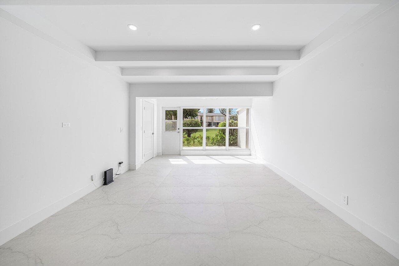 1541 NW 20th Avenue 101, Delray Beach, FL 33445 — photo 13 of 61