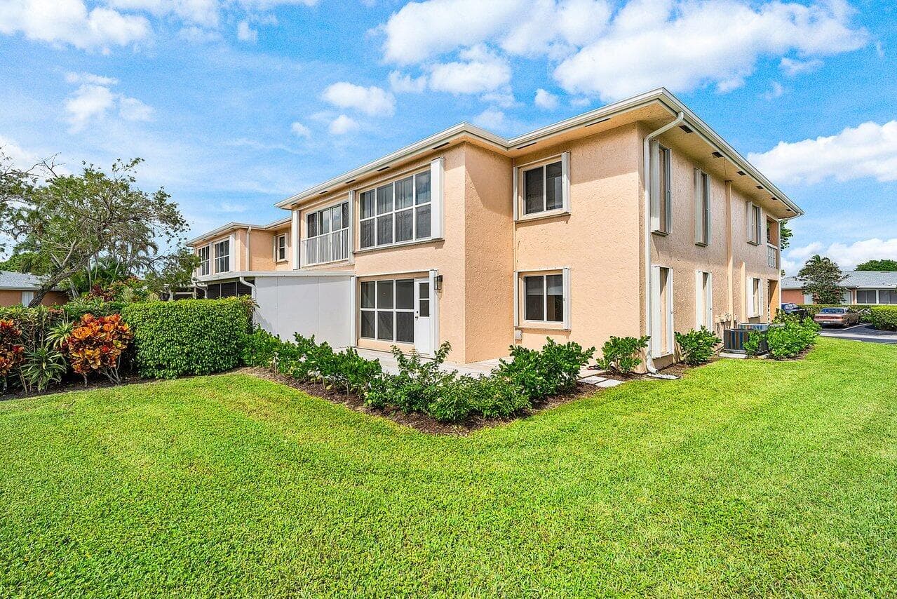 1541 NW 20th Avenue 101, Delray Beach, FL 33445 — photo 29 of 61