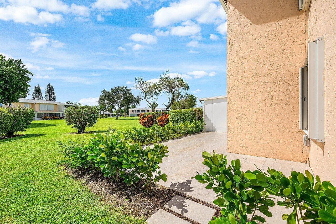 1541 NW 20th Avenue 101, Delray Beach, FL 33445 — photo 32 of 61