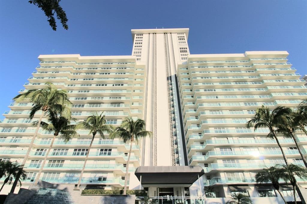 3900 Galt Ocean Drive 2314, Fort Lauderdale, FL 33308 — photo 3 of 52