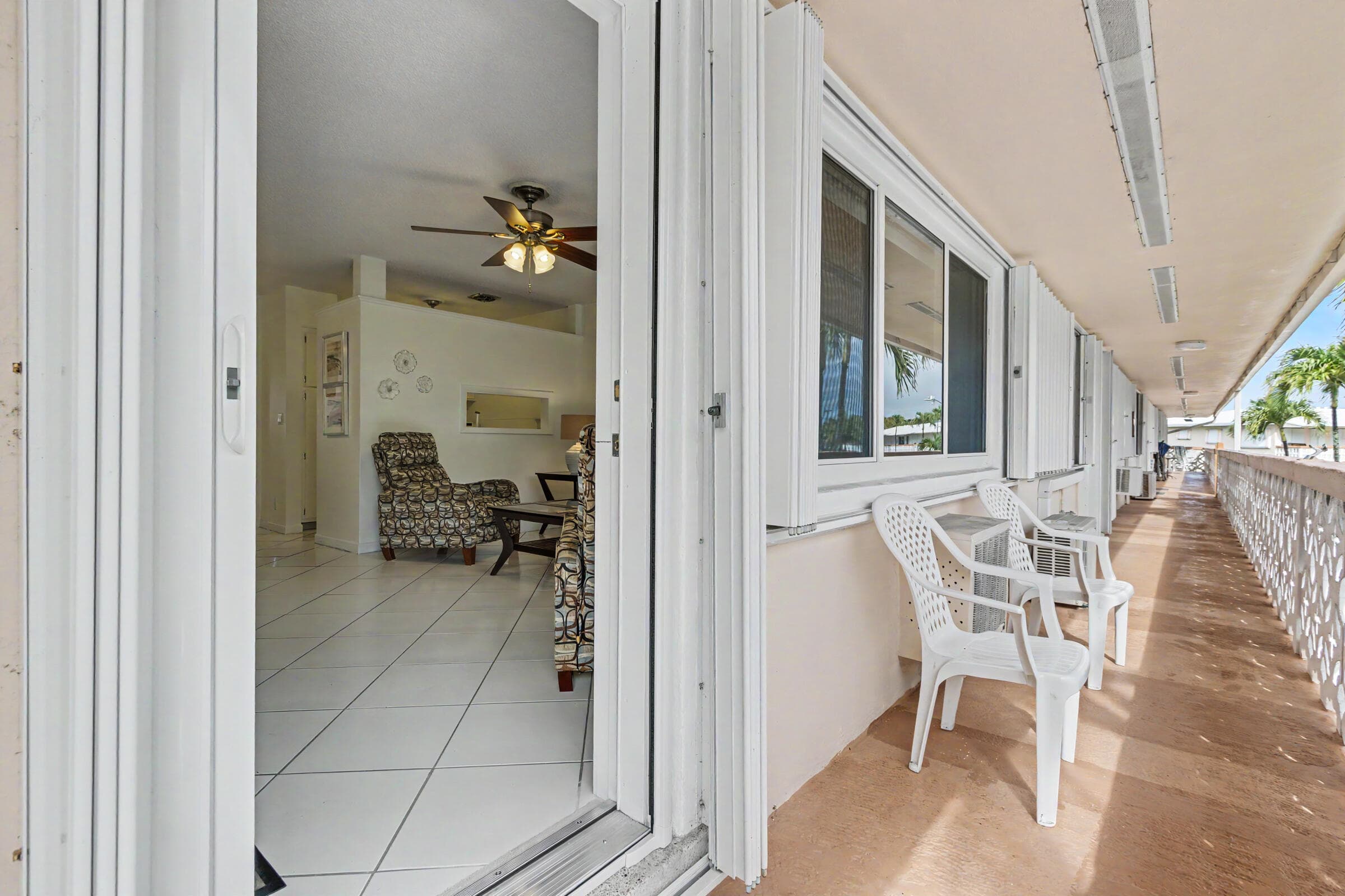 900 SW 10th Terrace S-19, Hallandale Beach, FL 33009 — photo 7 of 51