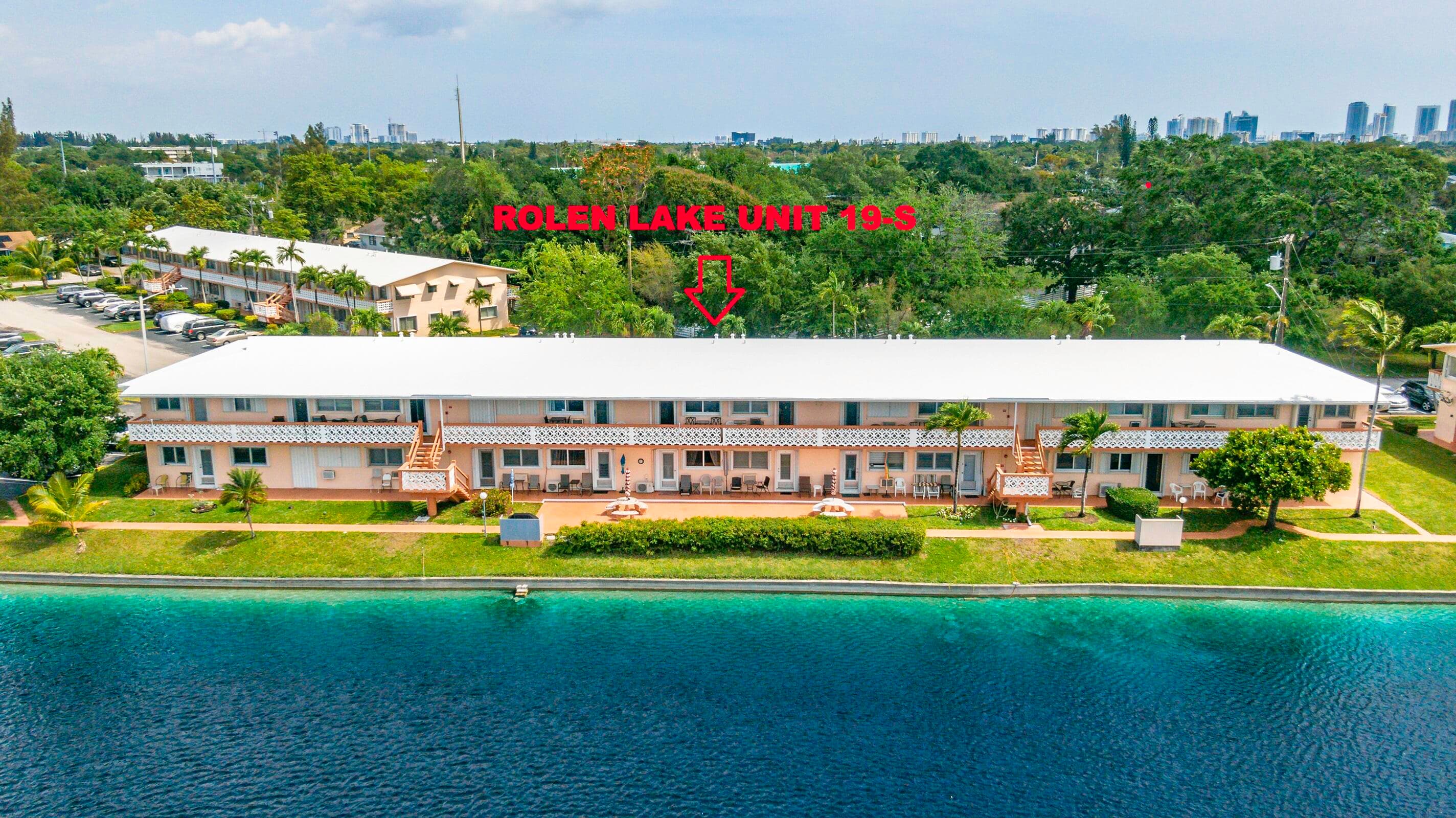 900 SW 10th Terrace S-19, Hallandale Beach, FL 33009 — photo 1 of 51