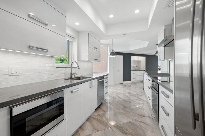 300 SE 5th Avenue 5180, Boca Raton, FL 33432 — photo 17 of 45