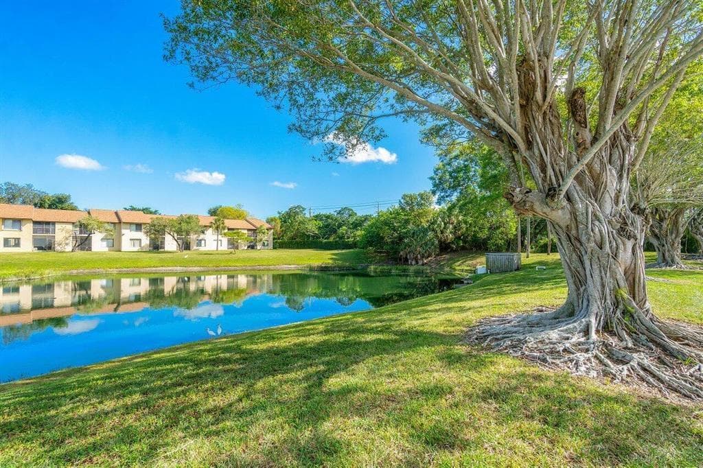 6772 S Palmetto Cir Circle S 102, Boca Raton, FL 33433 — photo 10 of 20