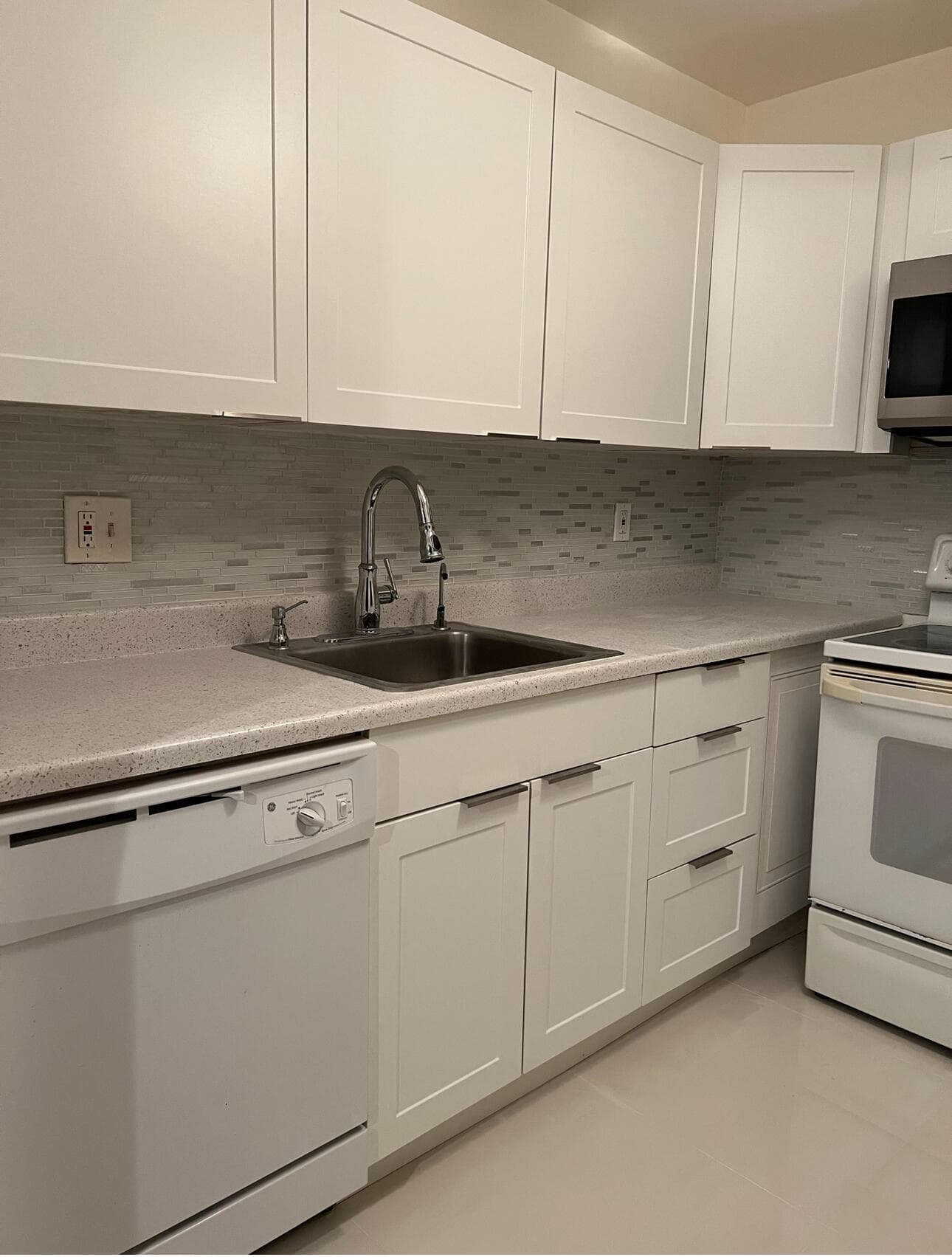 700 Village Green Court 302, Palm Springs, FL 33461 — photo 13 of 33