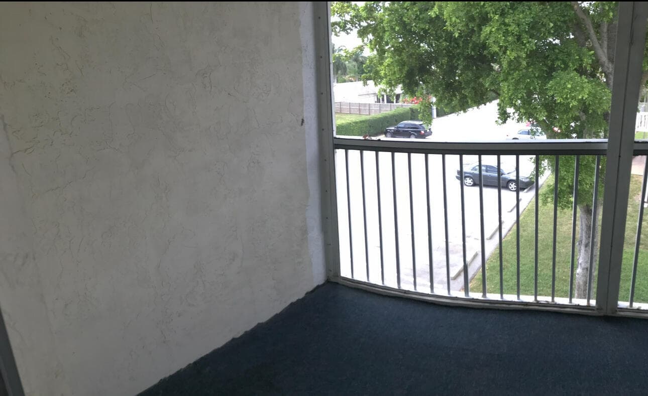 700 Village Green Court 302, Palm Springs, FL 33461 — photo 15 of 33