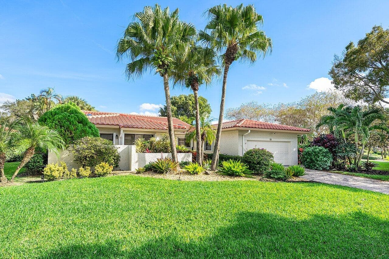 18 Bristol Lane, Boynton Beach, FL 33436 — photo 3 of 121