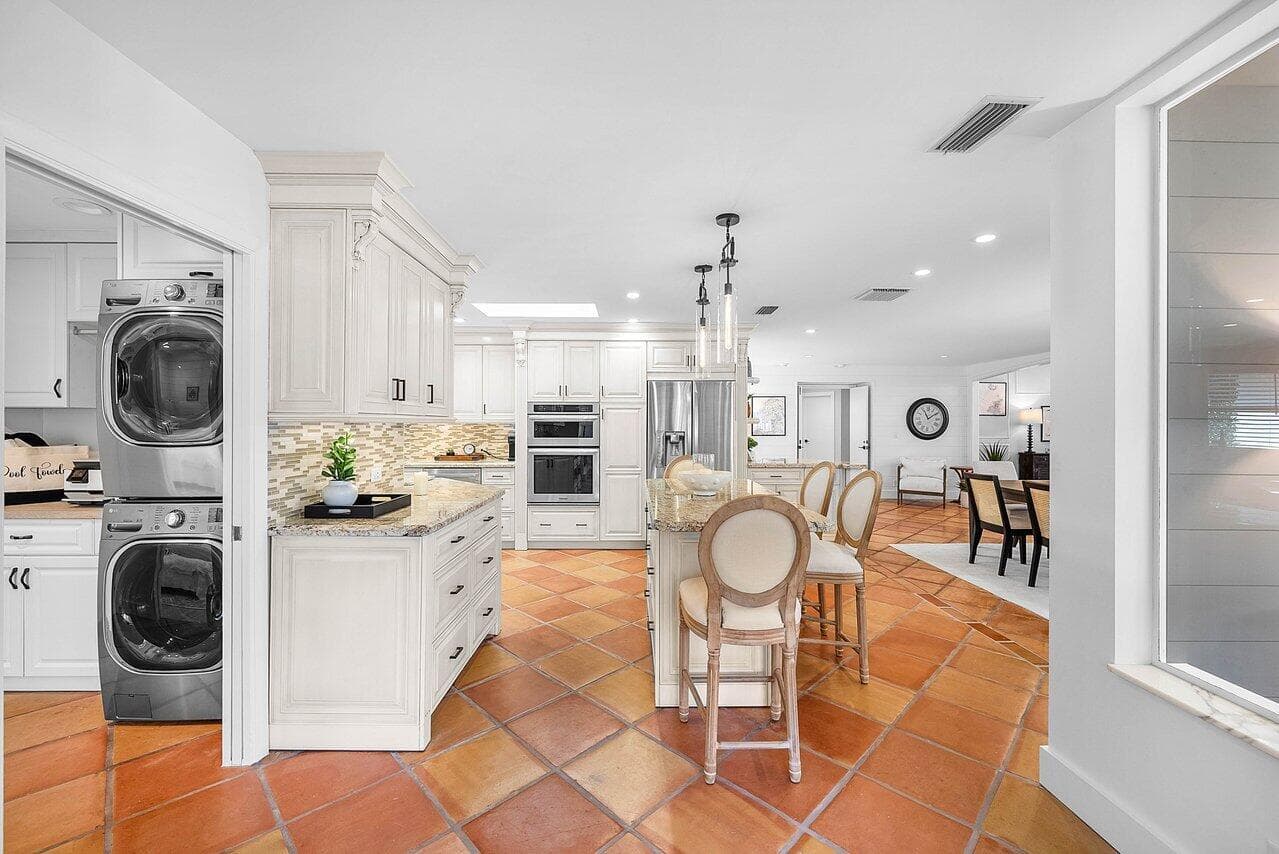 18 Bristol Lane, Boynton Beach, FL 33436 — photo 14 of 121