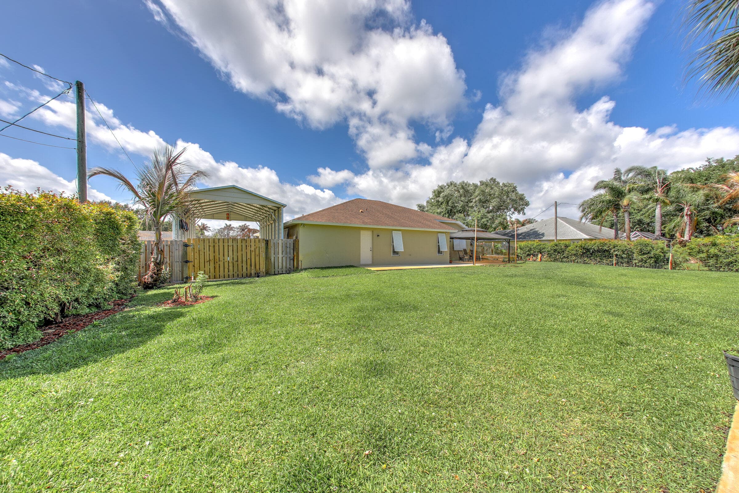 2025 SE Allamanda Drive, Port St. Lucie, FL 34952 — photo 41 of 68