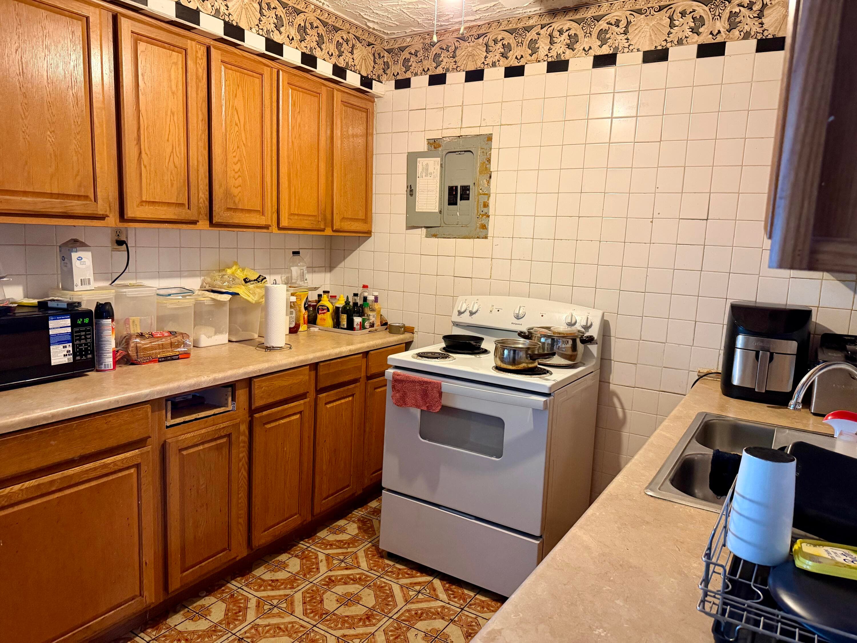 1004 NW 12th Street, Fort Lauderdale, FL 33311 — photo 5 of 8