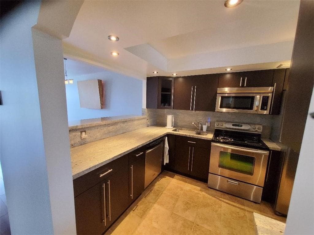 3000 S Course Drive 505, Pompano Beach, FL 33069 — photo 2 of 30