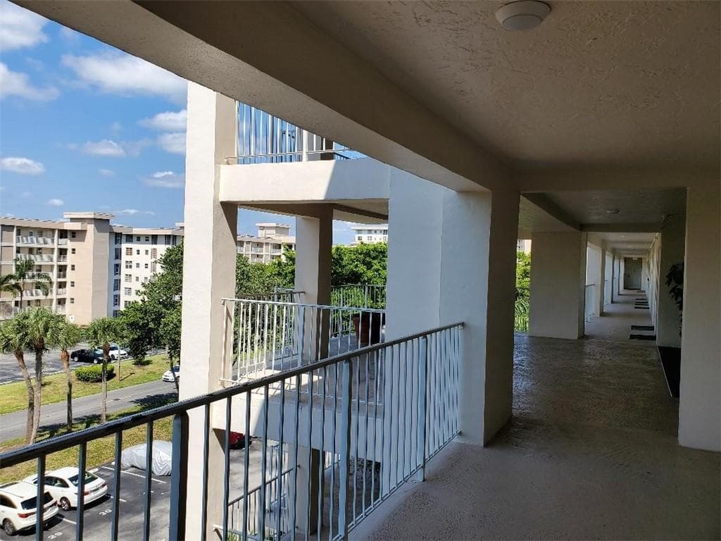 3000 S Course Drive 505, Pompano Beach, FL 33069 — photo 26 of 30