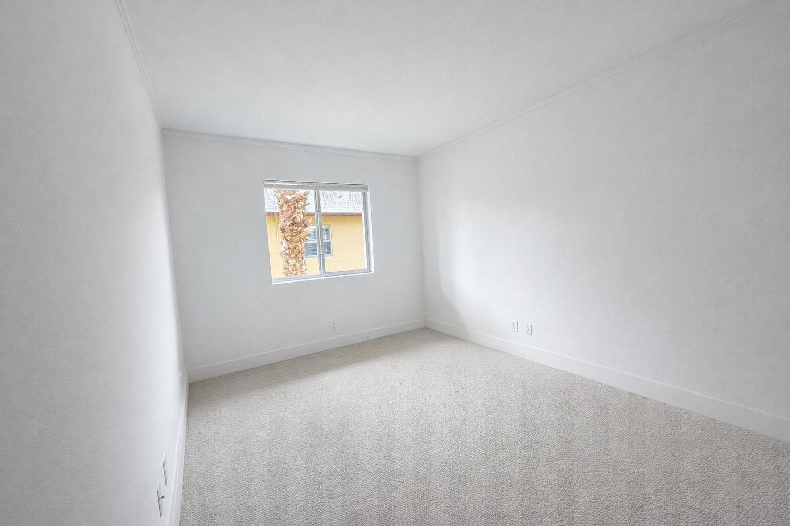 2660 NE 8th Avenue 216, Wilton Manors, FL 33334 — photo 10 of 20