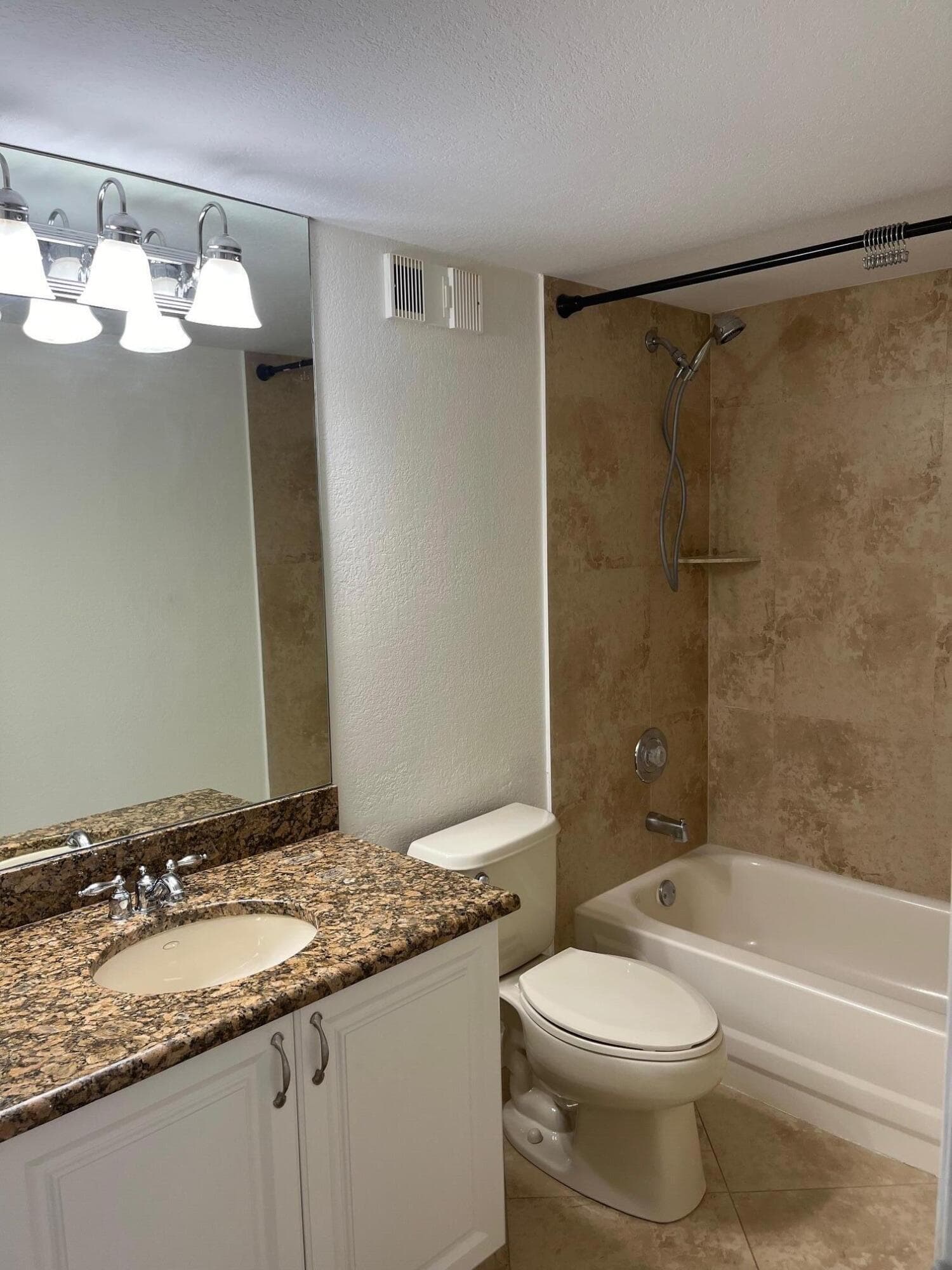 103 Yacht Club Way 101, Hypoluxo, FL 33462 — photo 12 of 39