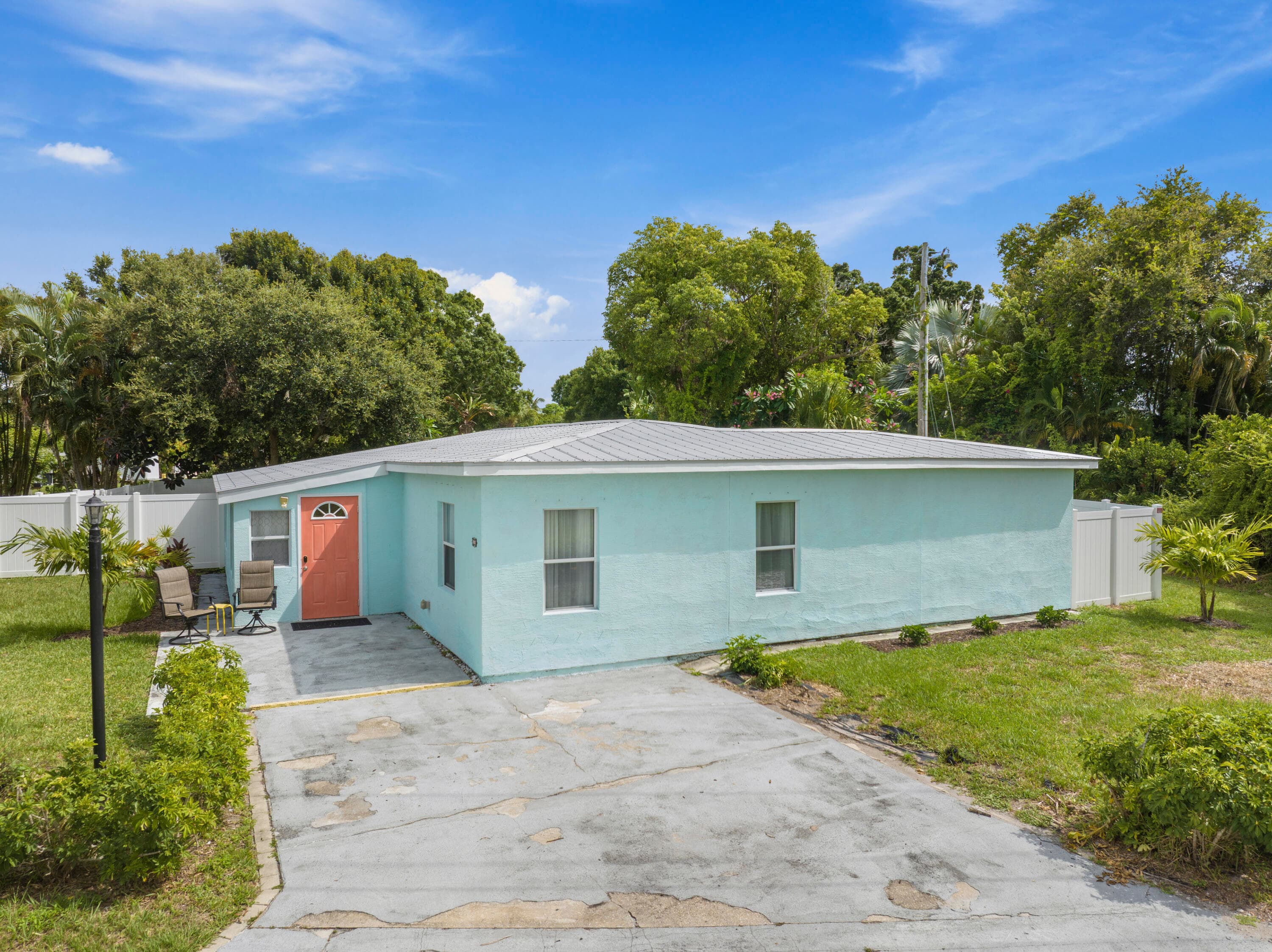 1310 4th Court, Vero Beach, FL 32960 — photo 32 of 35