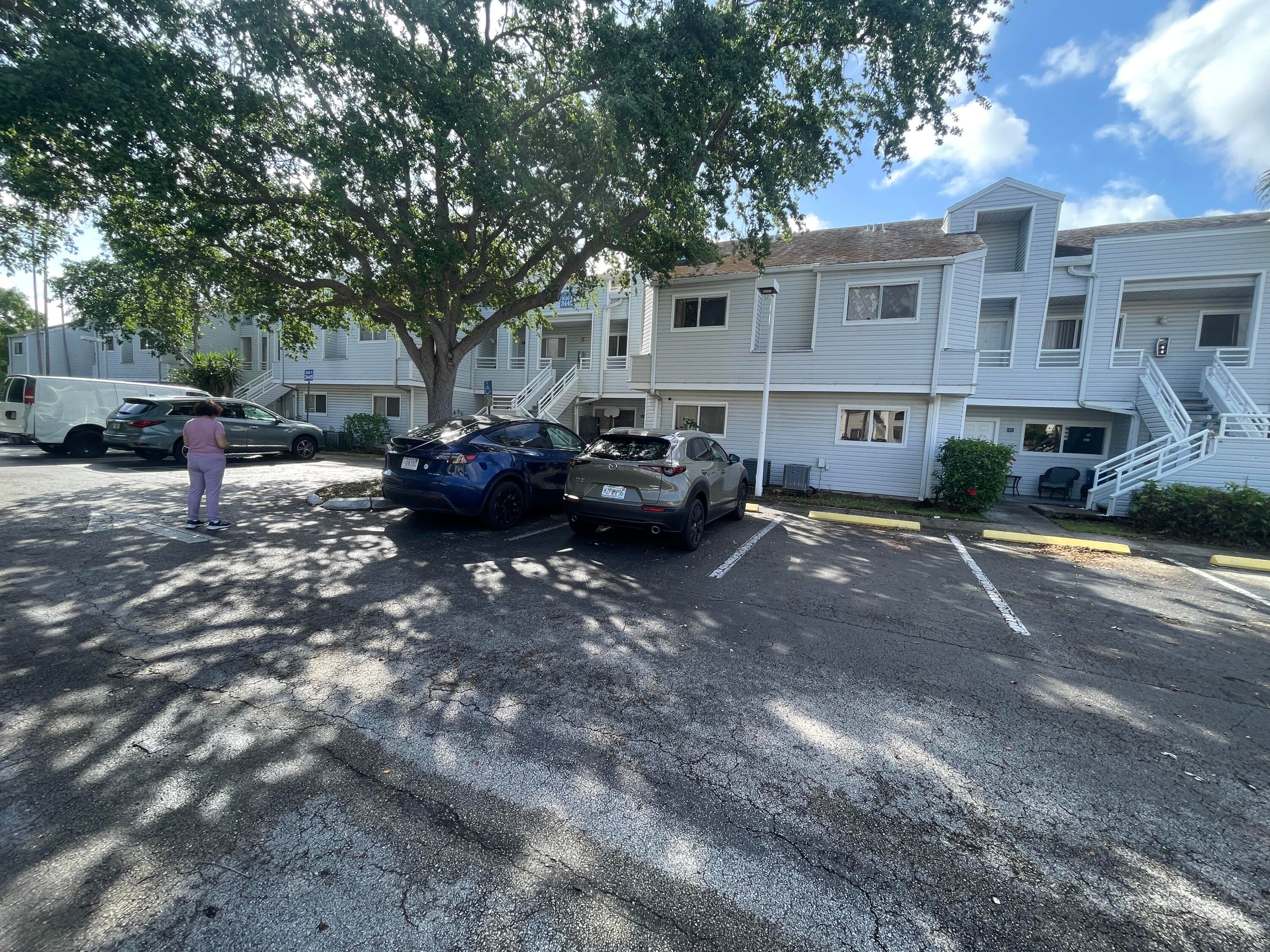 3445 NW 44th Street 206, Oakland Park, FL 33309 — photo 2 of 17