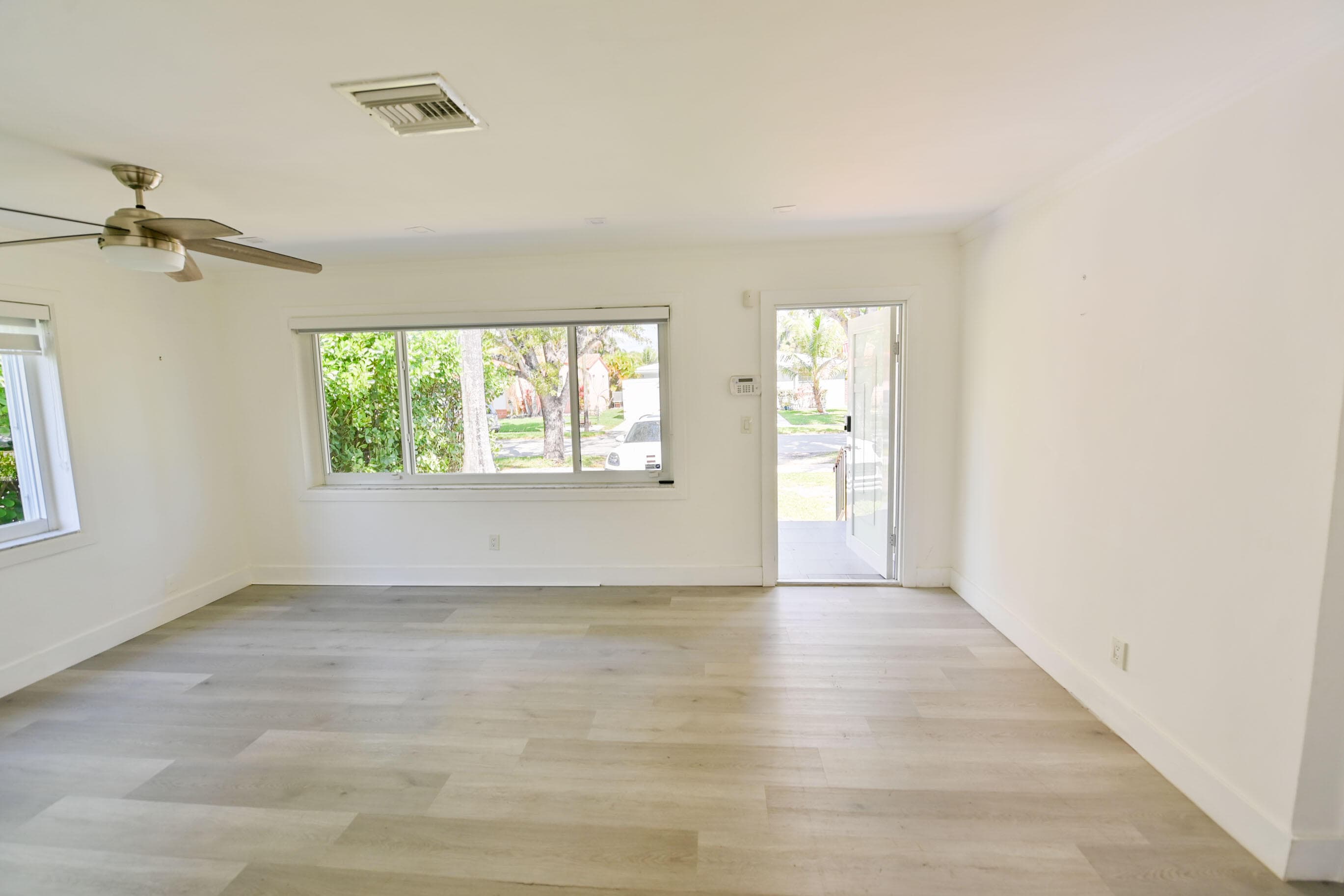 1532 Fletcher Street, Hollywood, FL 33020 — photo 8 of 54