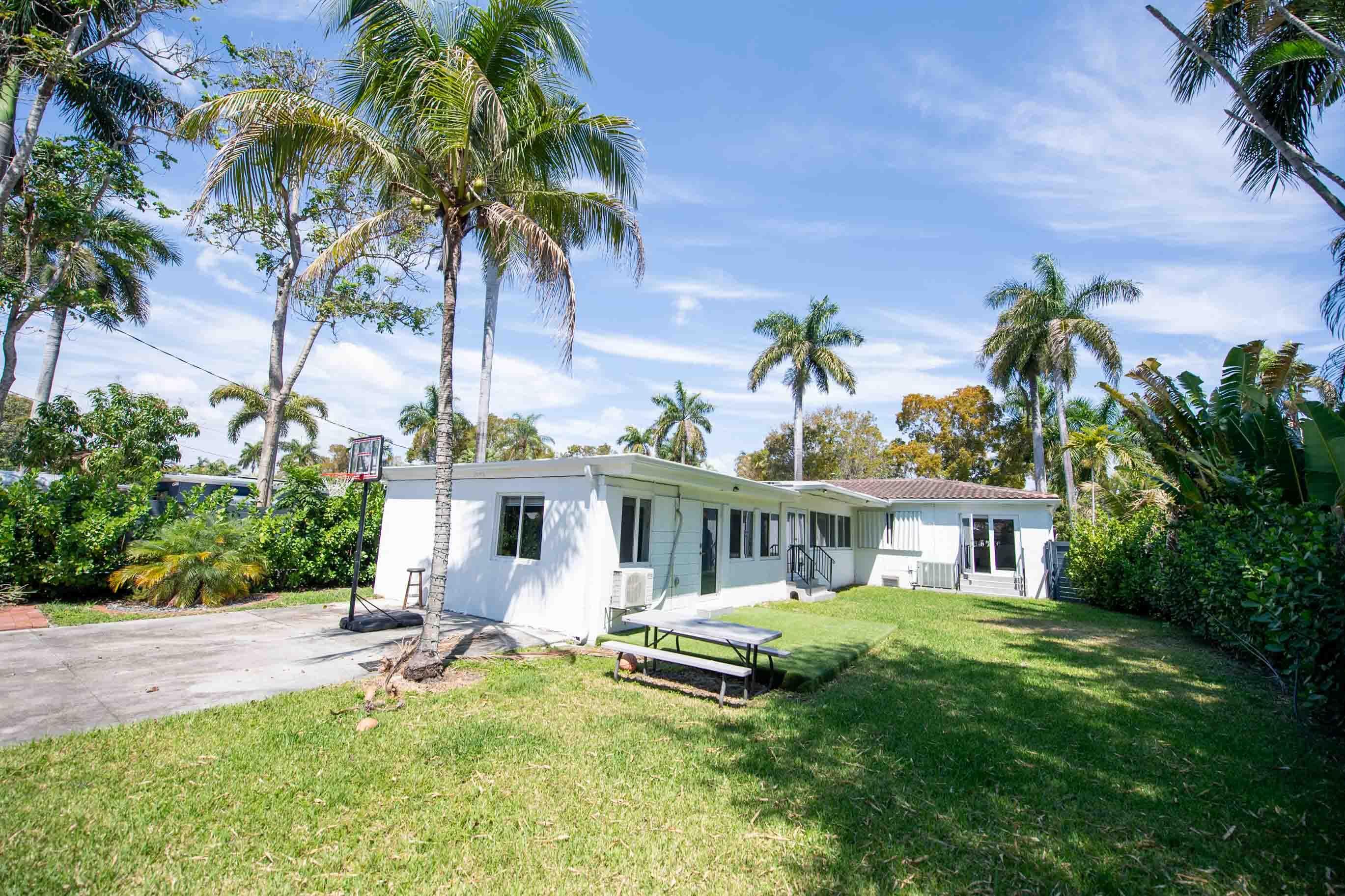 1532 Fletcher Street, Hollywood, FL 33020 — photo 40 of 54