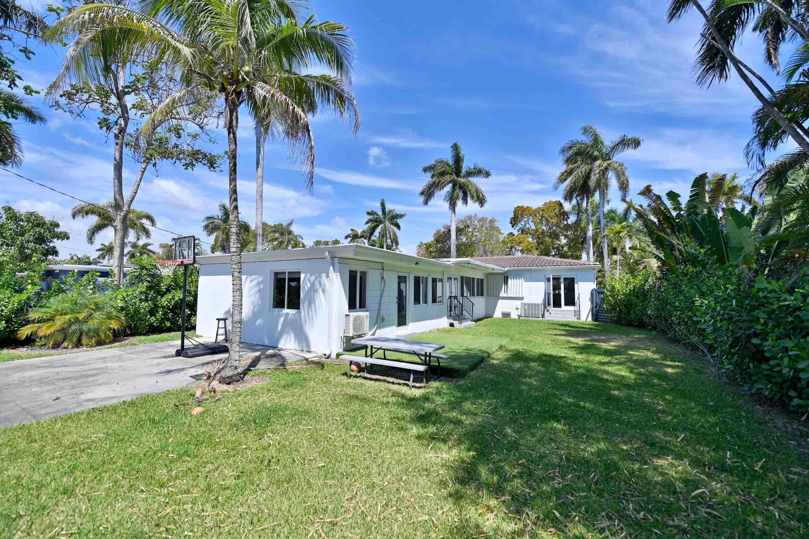 1532 Fletcher Street, Hollywood, FL 33020 — photo 41 of 54
