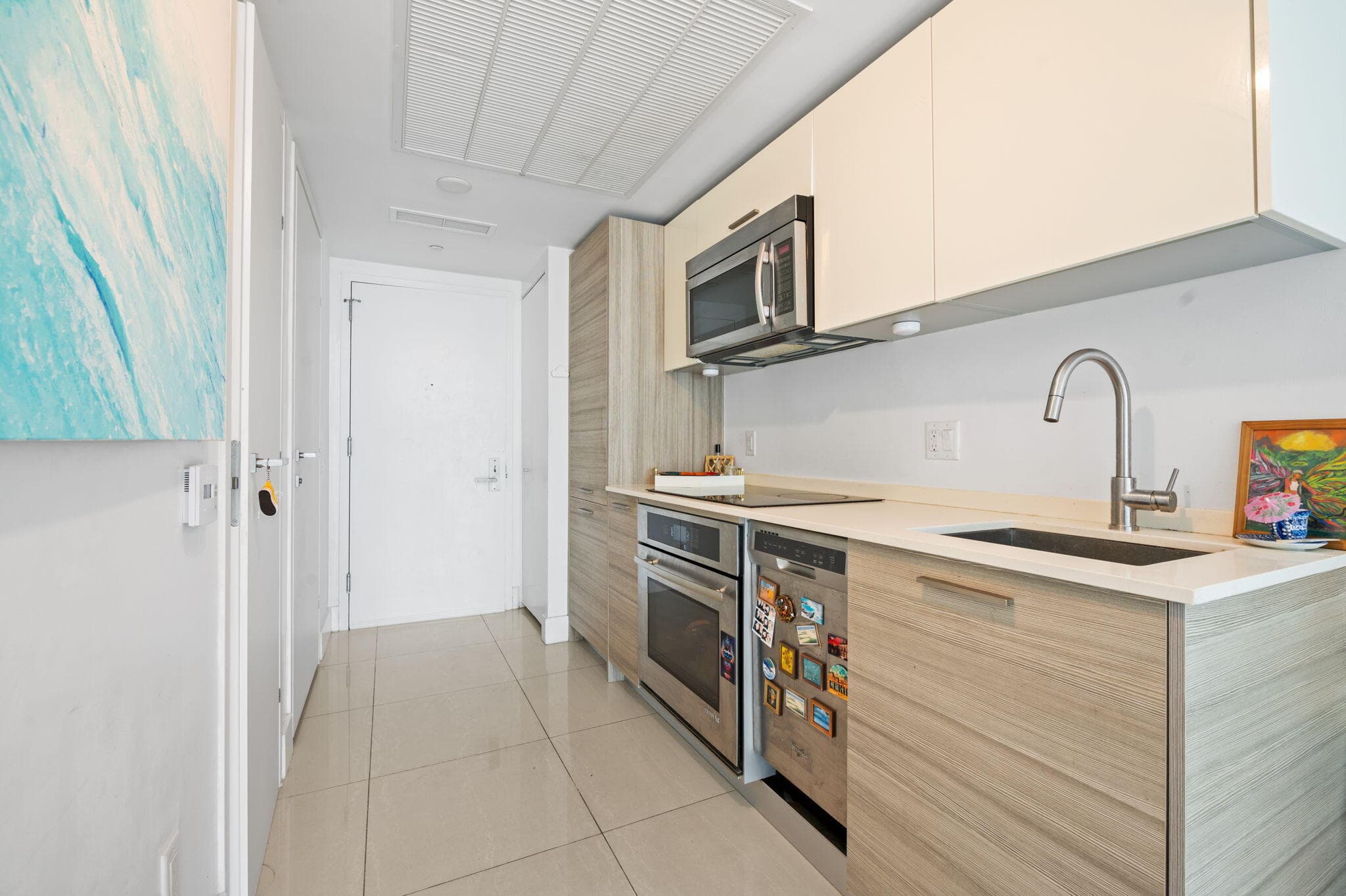 1300 Brickell Bay Drive 1005, Miami, FL 33131 — photo 7 of 45