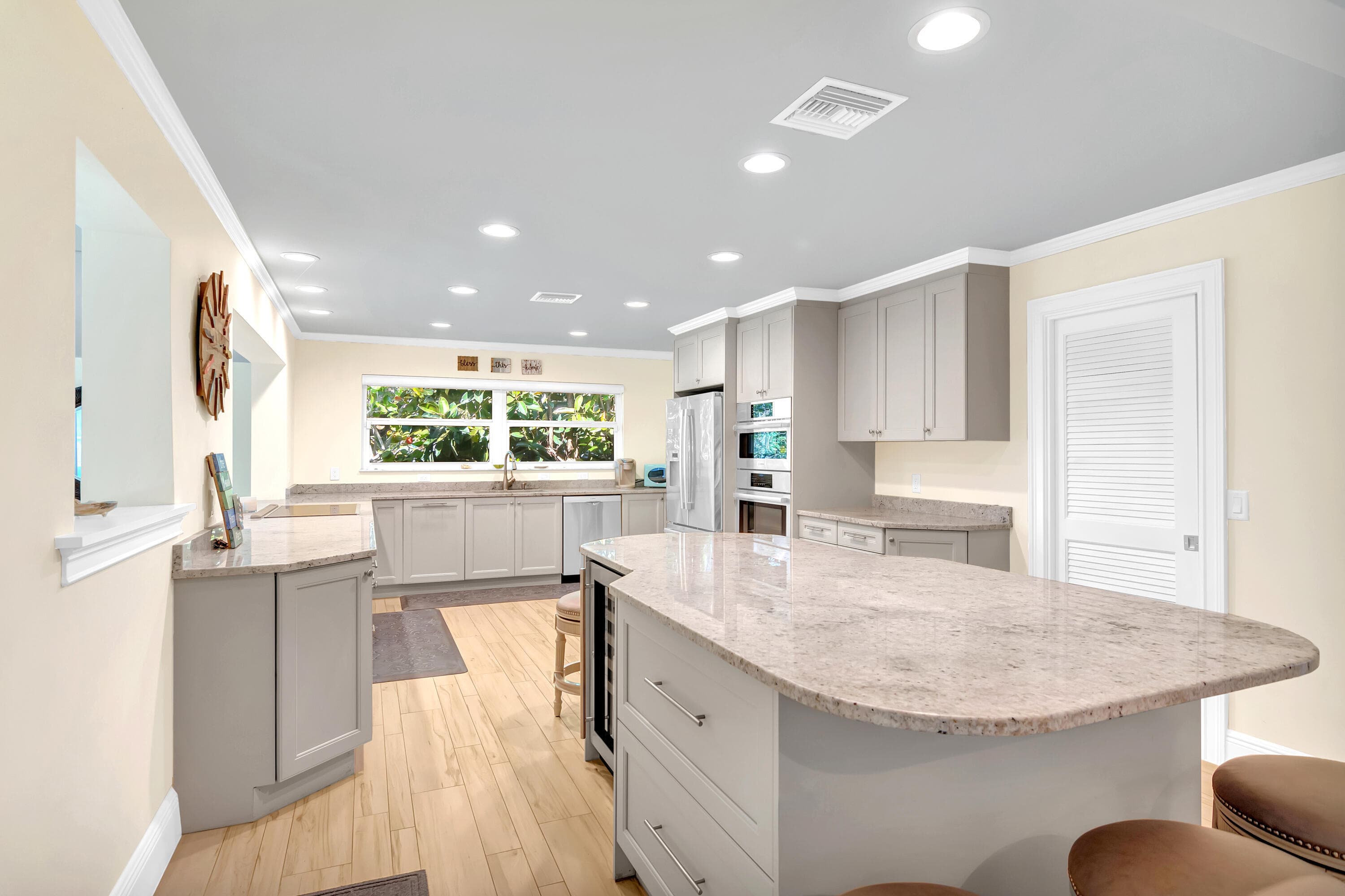 500 Gardenia Lane, Vero Beach, FL 32963 — photo 10 of 36