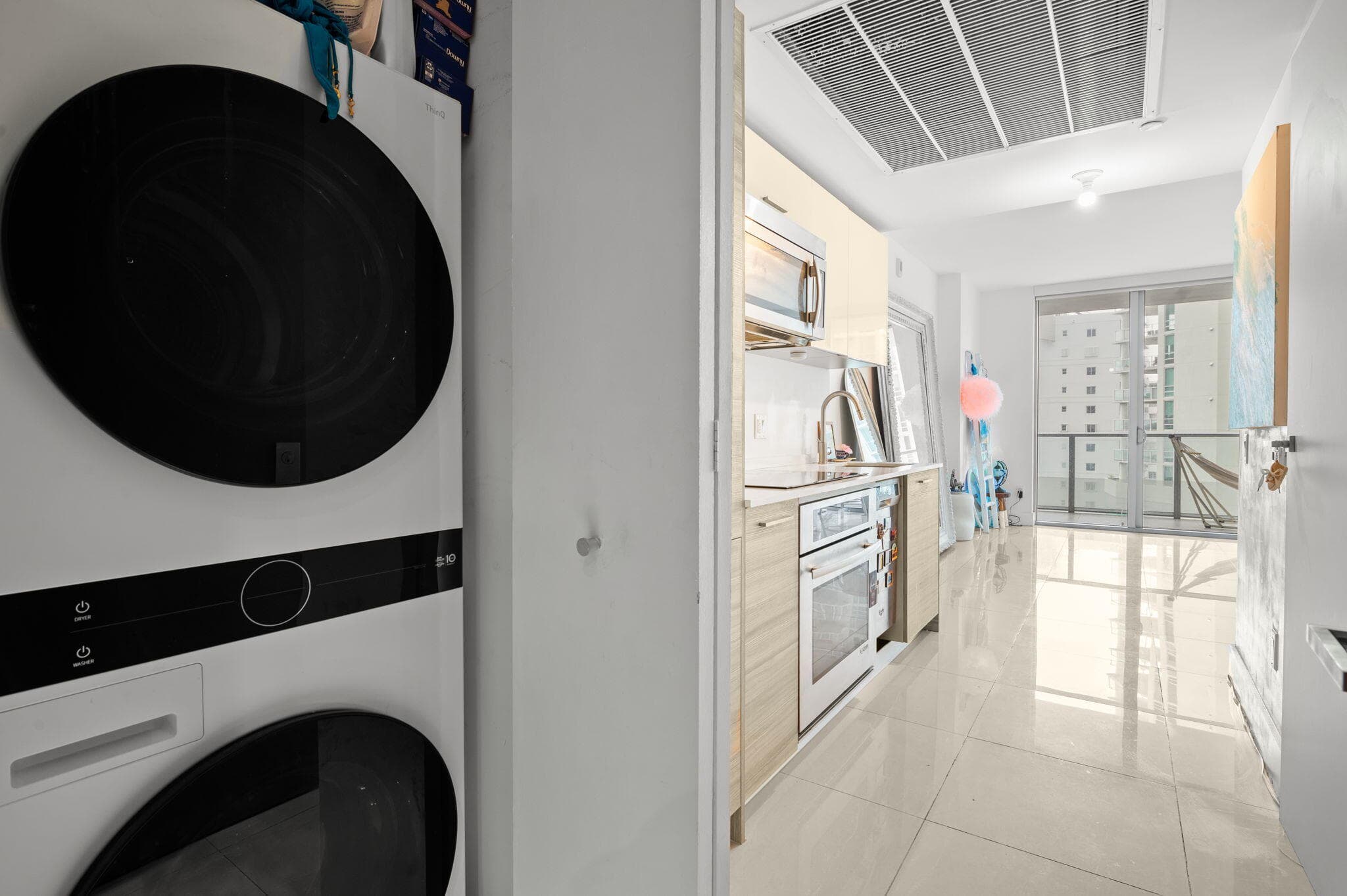 1300 Brickell Bay Drive 1005, Miami, FL 33131 — photo 13 of 45
