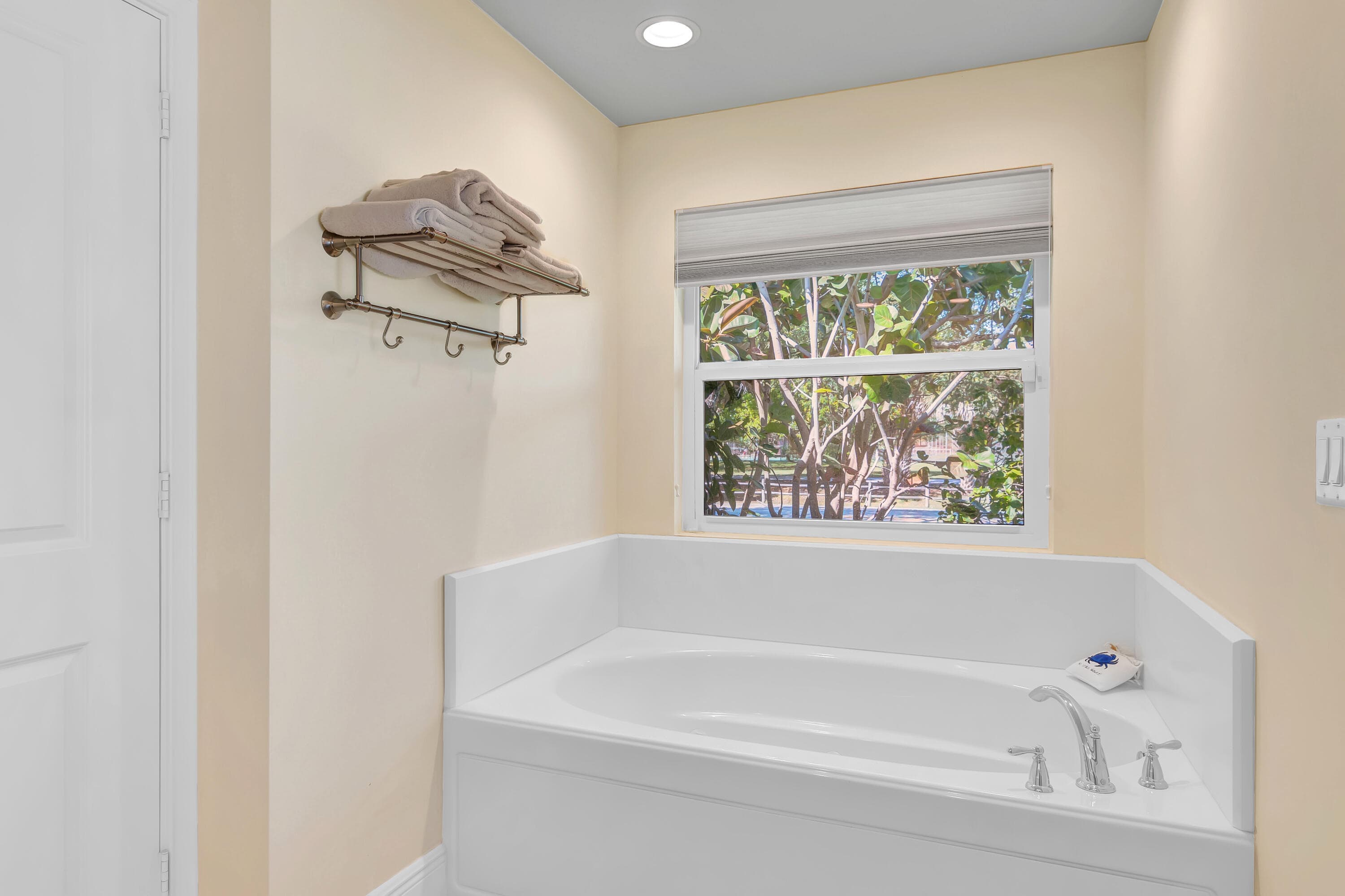 500 Gardenia Lane, Vero Beach, FL 32963 — photo 19 of 36
