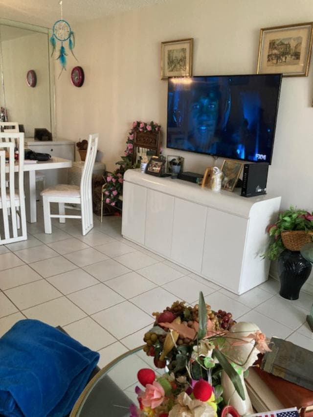 230 NE 26th Avenue N 2140, Boynton Beach, FL 33435 — photo 4 of 8