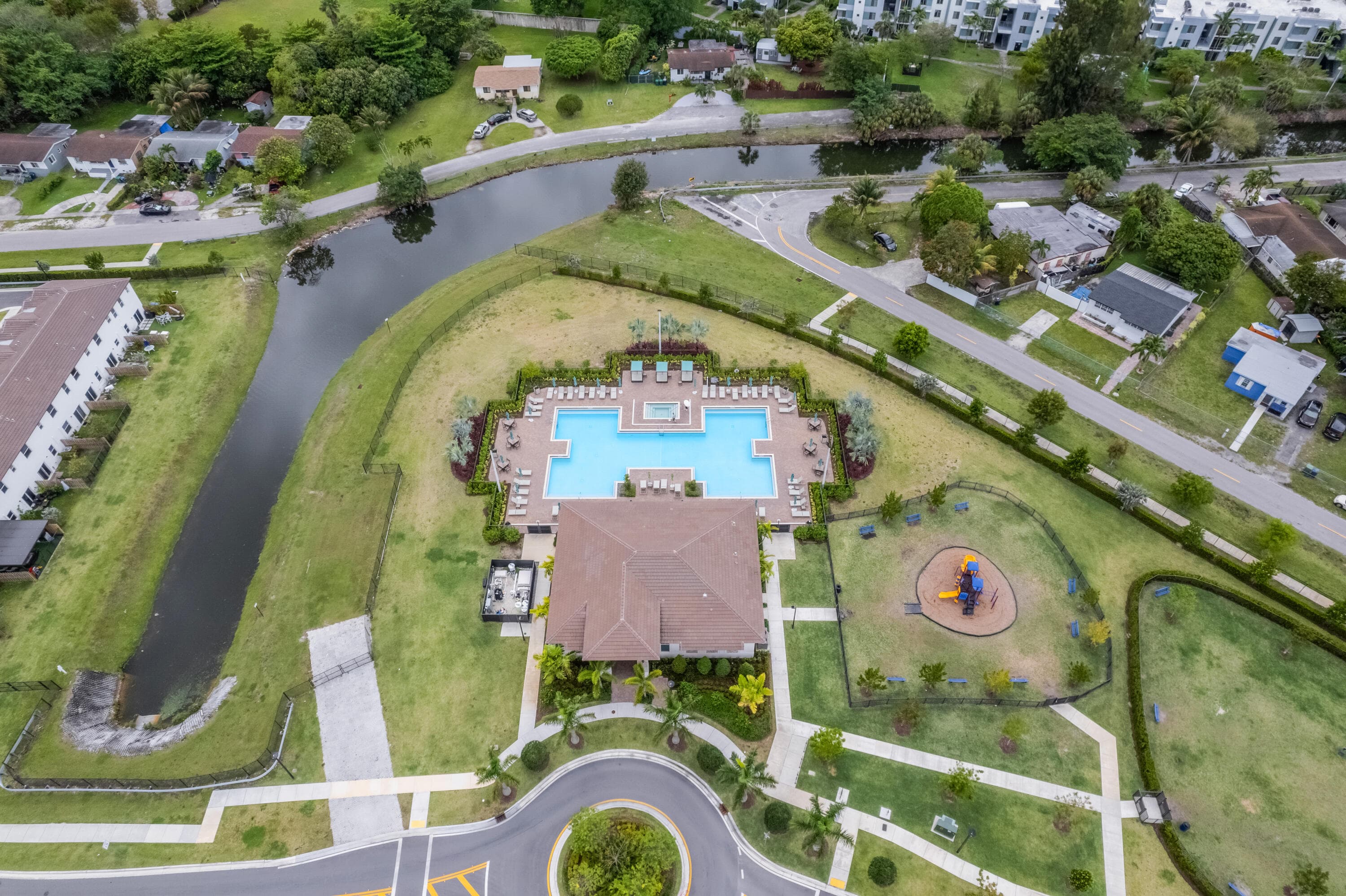 2409 NW 131st Circle, Miami, FL 33167 — photo 23 of 25