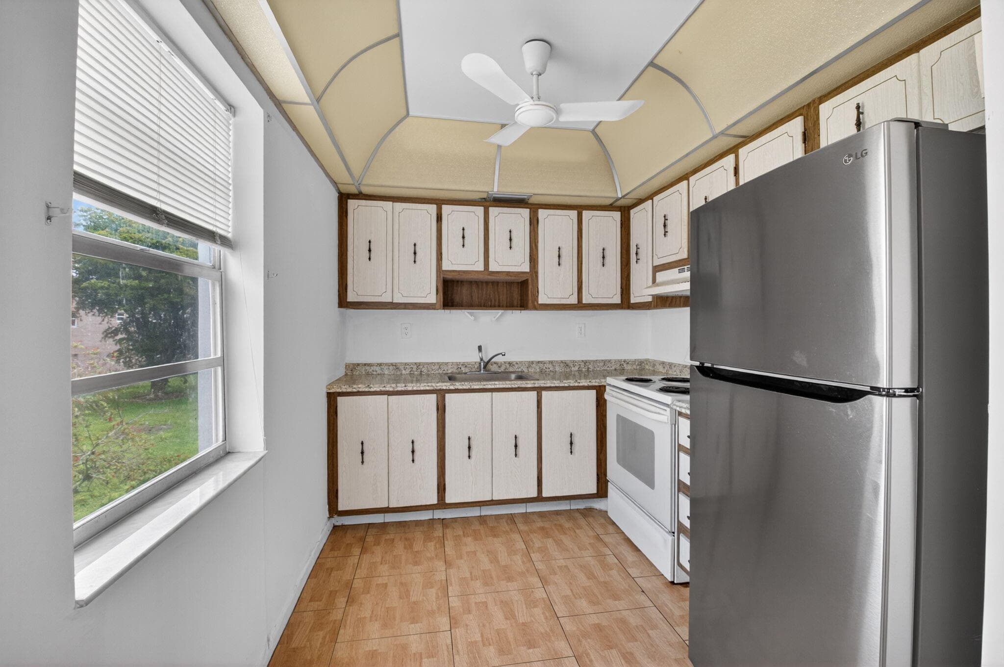 421 Piedmont I, Delray Beach, FL 33484 — photo 11 of 76