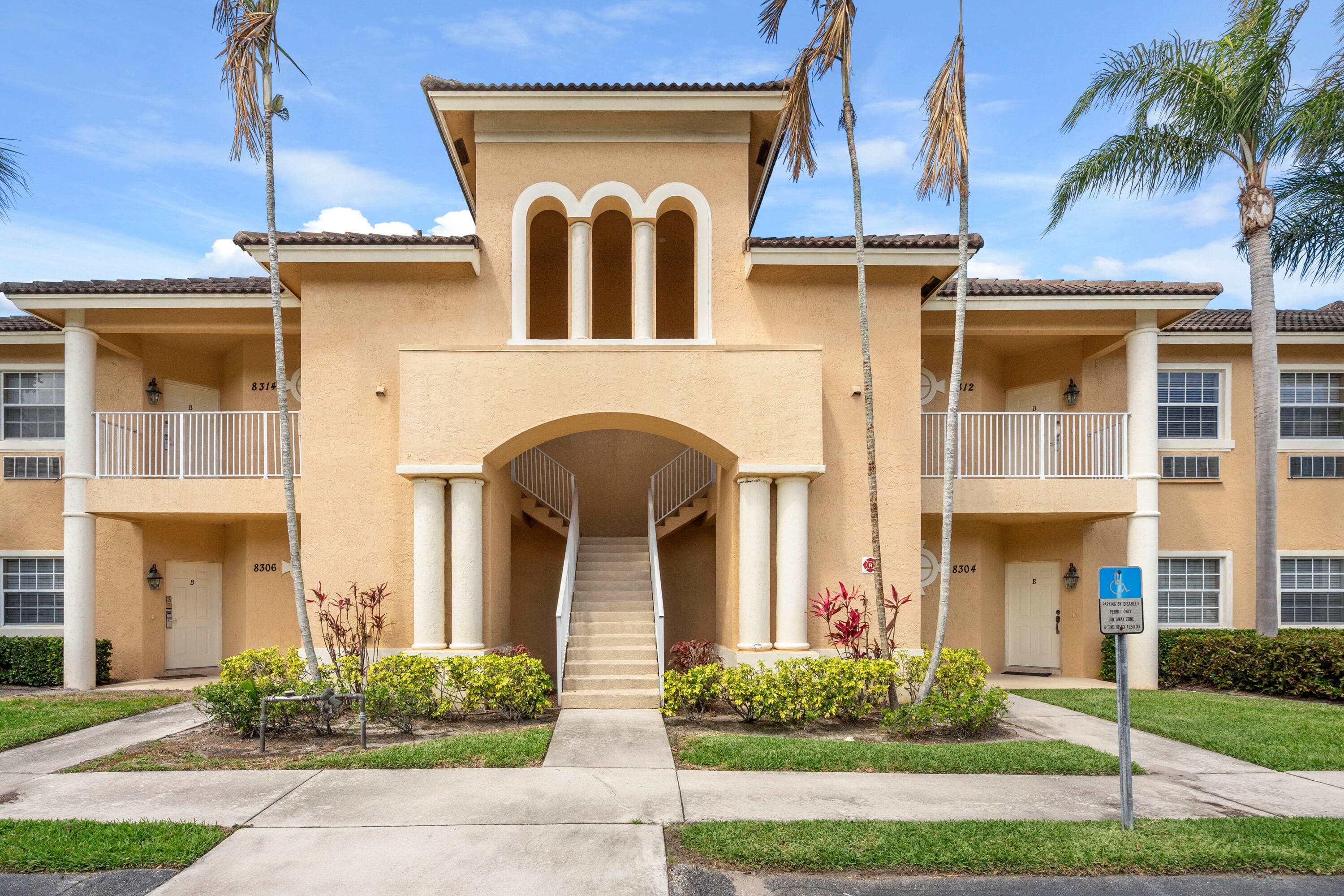 8312 Mulligan Circle 2222, Port St. Lucie, FL 34986 — photo 1 of 69
