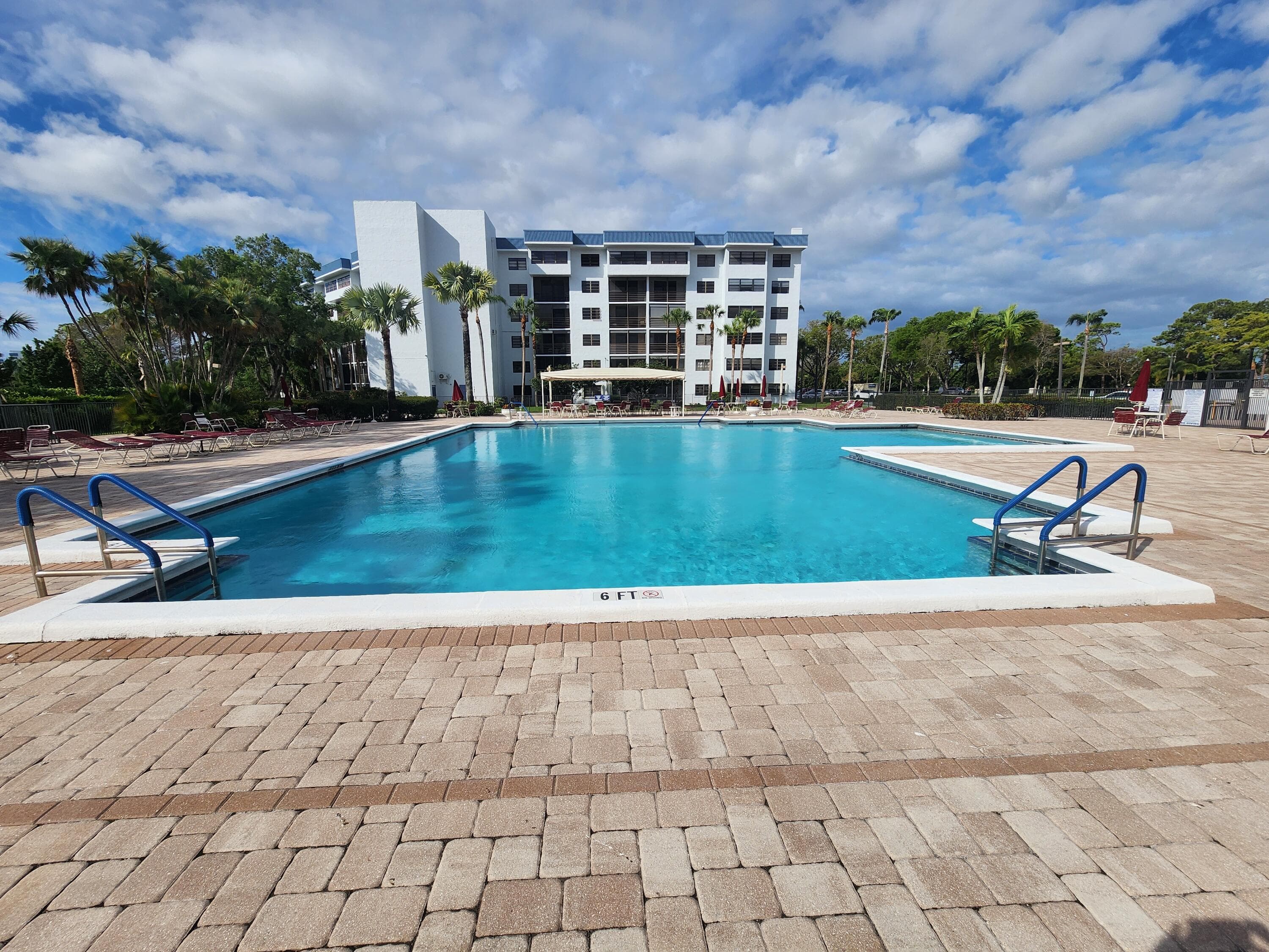 4575 Lucerne Lakes Boulevard W 104, Greenacres, FL 33467 — photo 18 of 23