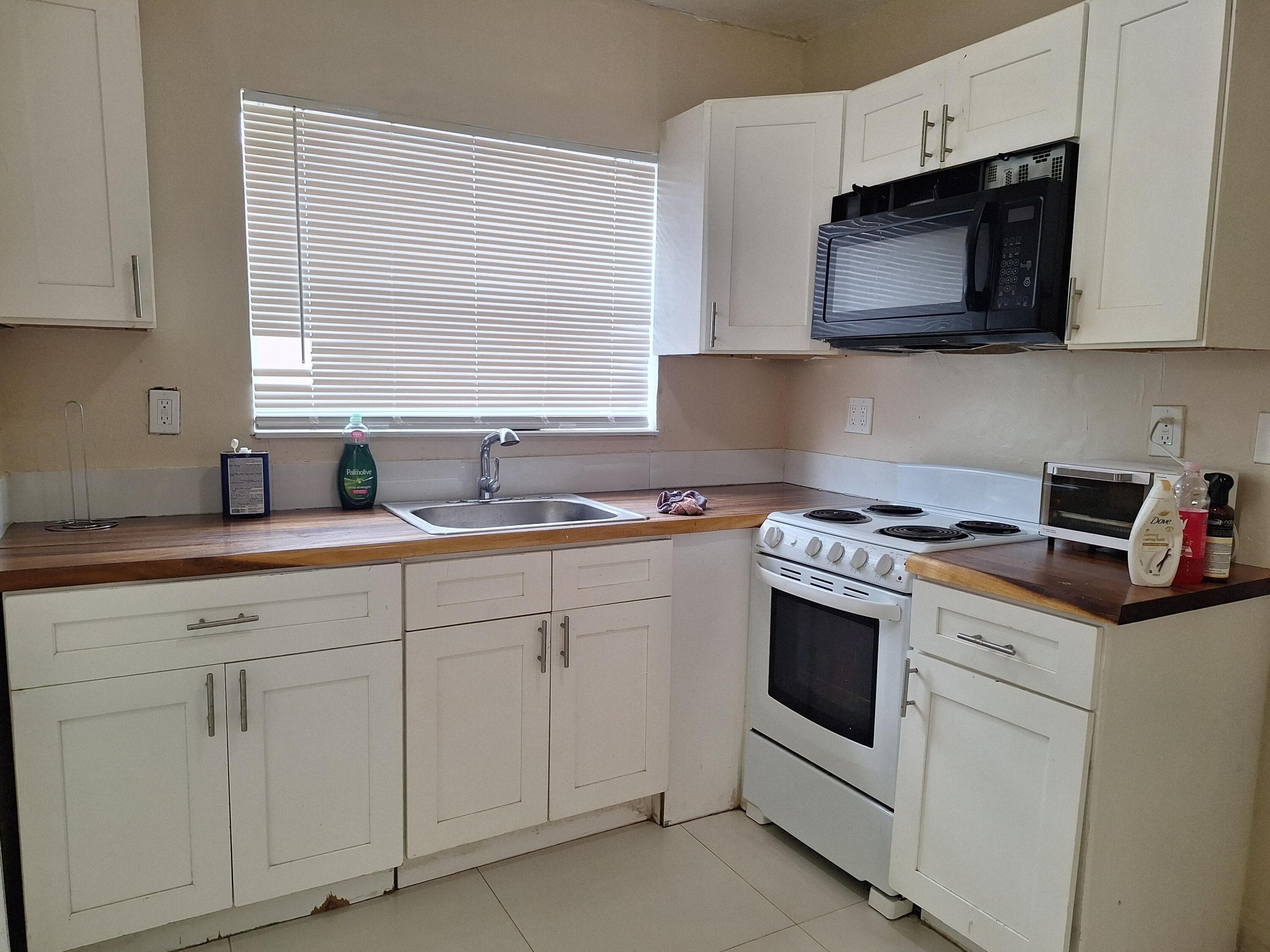 1942 Buchanan Street, Hollywood, FL 33020 — photo 28 of 41